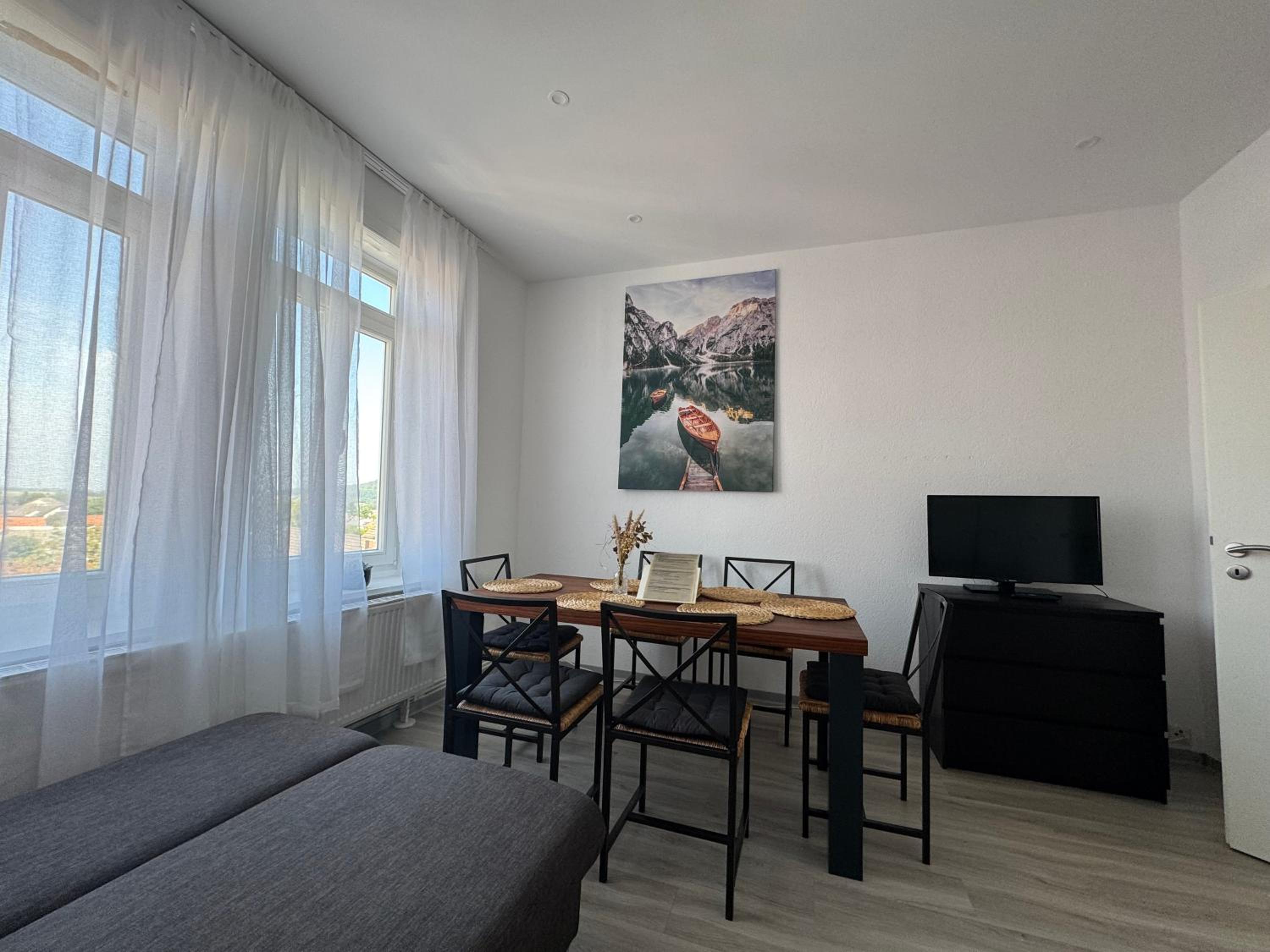 Charmante 4 Zimmer Apartment Contactless Check-in historische Stadtzentrum