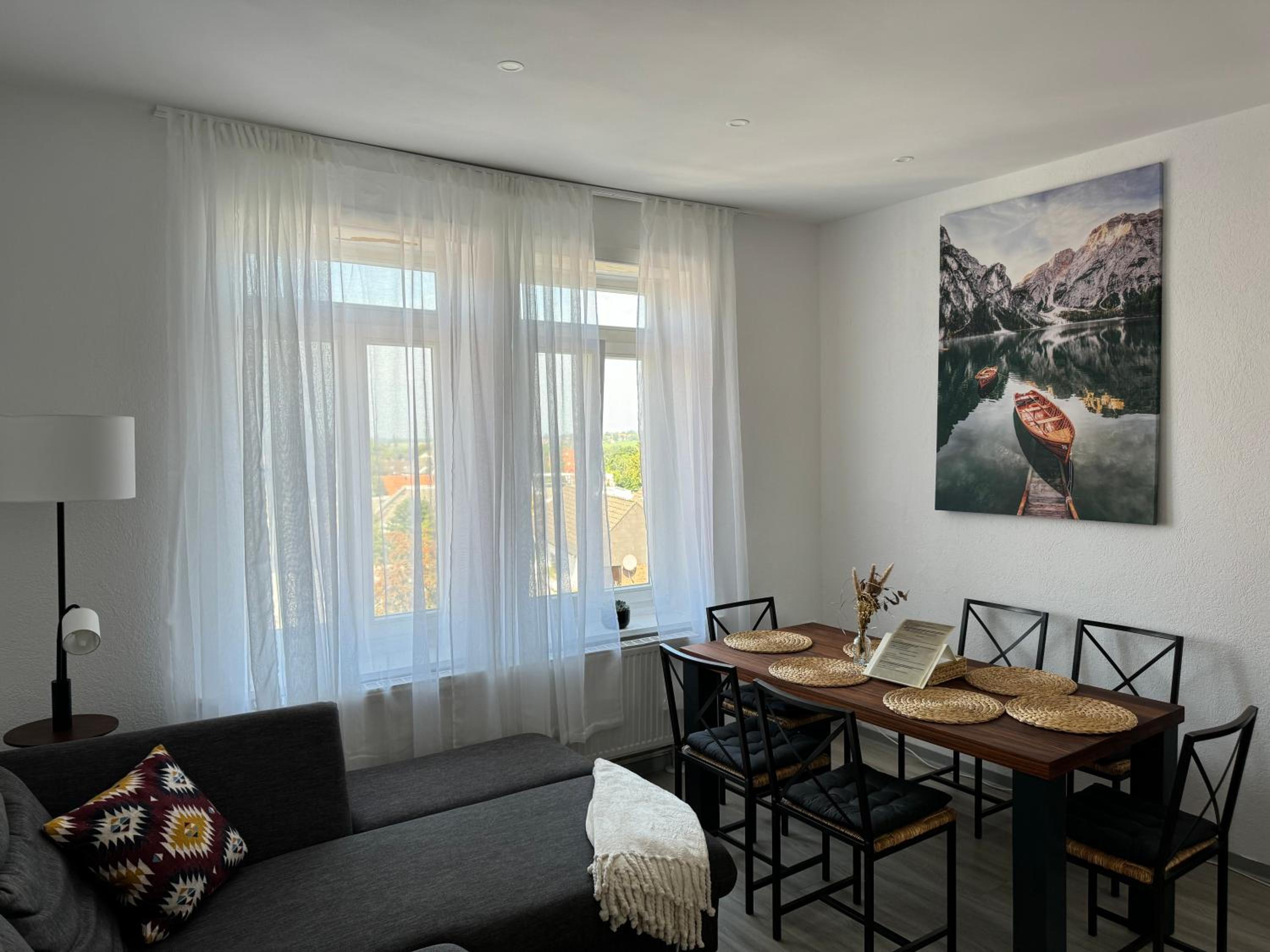 Charmante 4 Zimmer Apartment Contactless Check-in historische Stadtzentrum