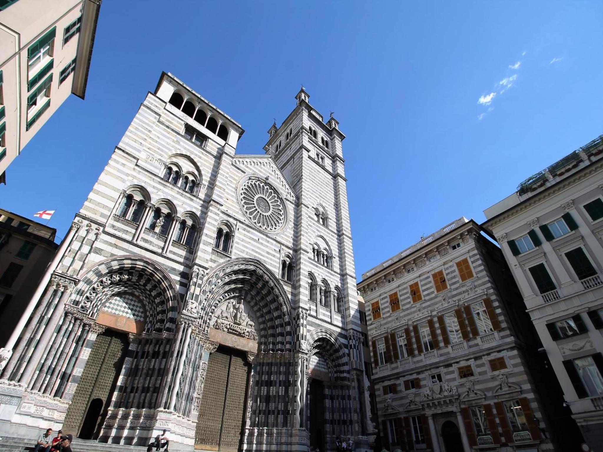Photo 8