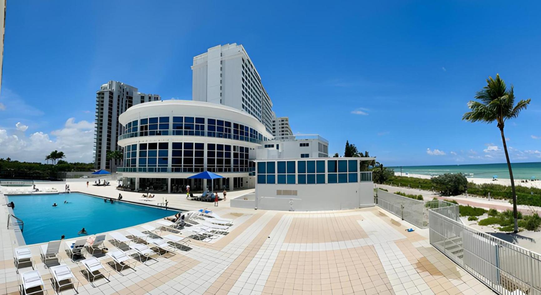 SeaStays-Miami Beach Apartments