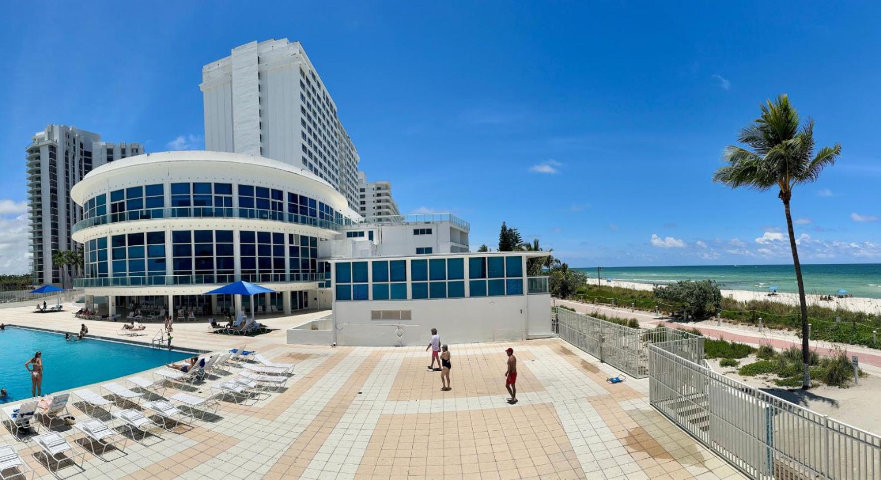 SeaStays-Miami Beach Apartments