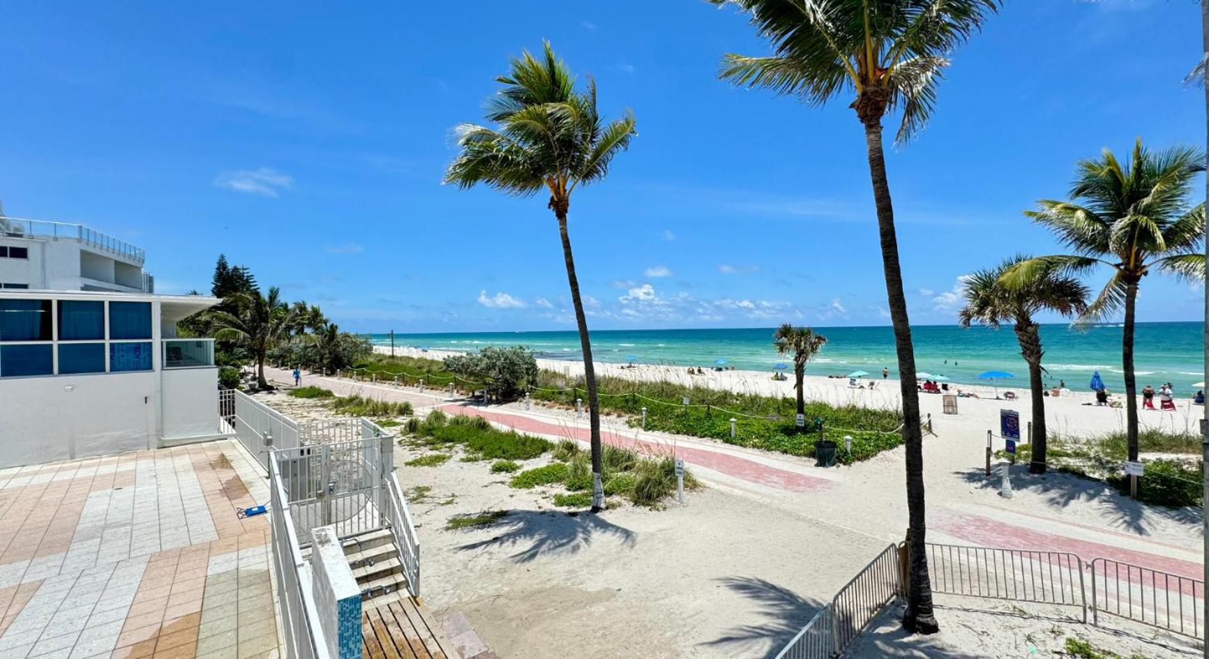 SeaStays-Miami Beach Apartments