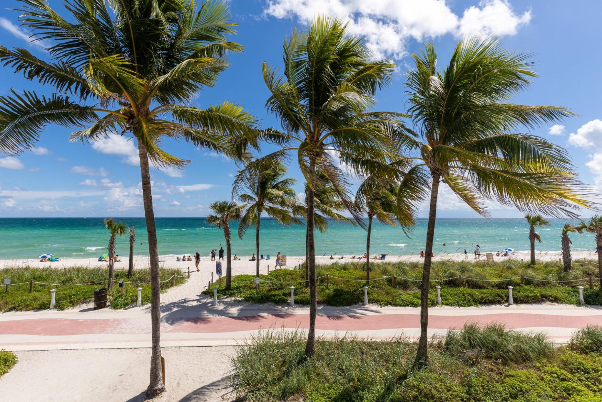 SeaStays-Miami Beach Apartments