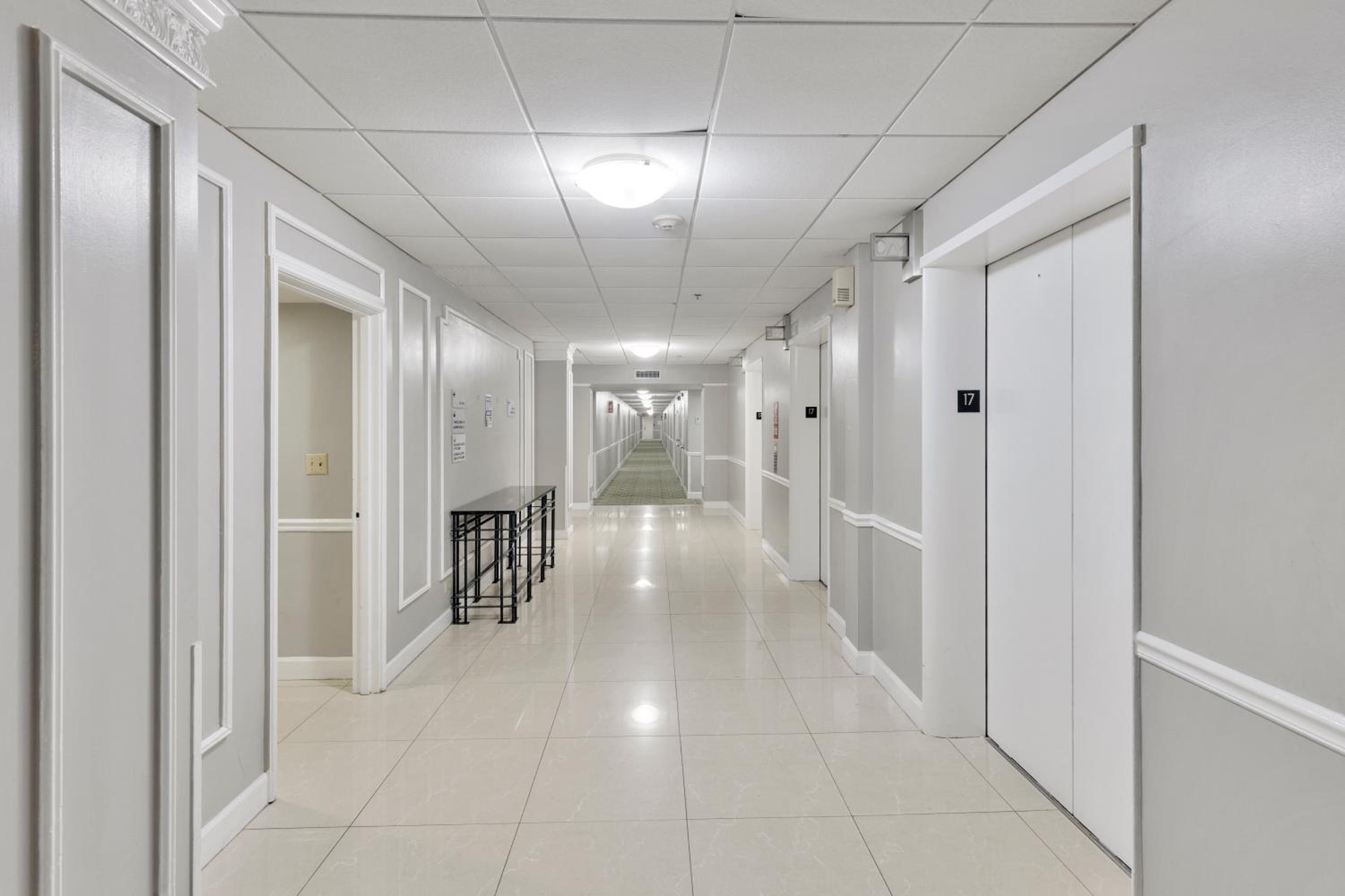 SeaStays-Miami Beach Apartments