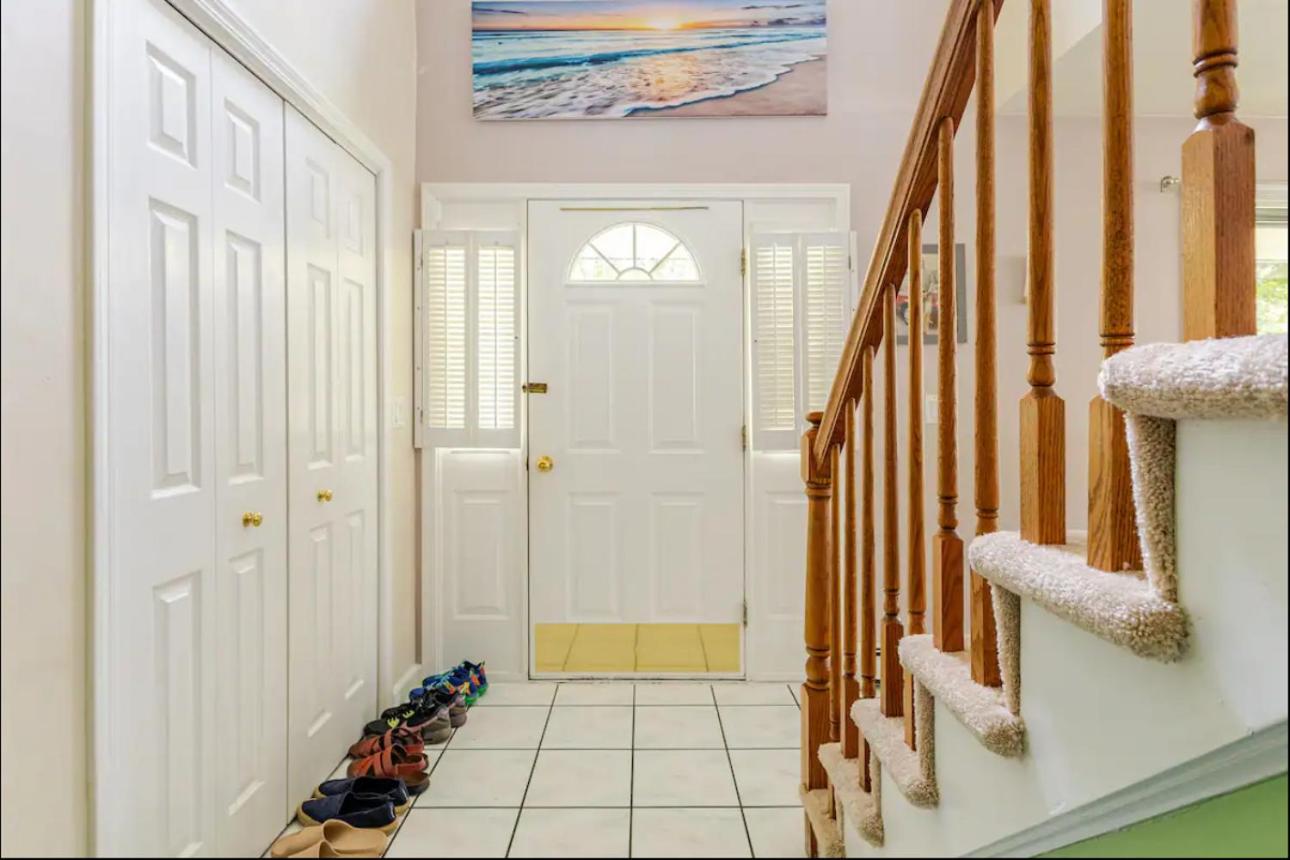 3Bedroom Spacious House with in-house Laundry and Dryer, Free WiFi view 2