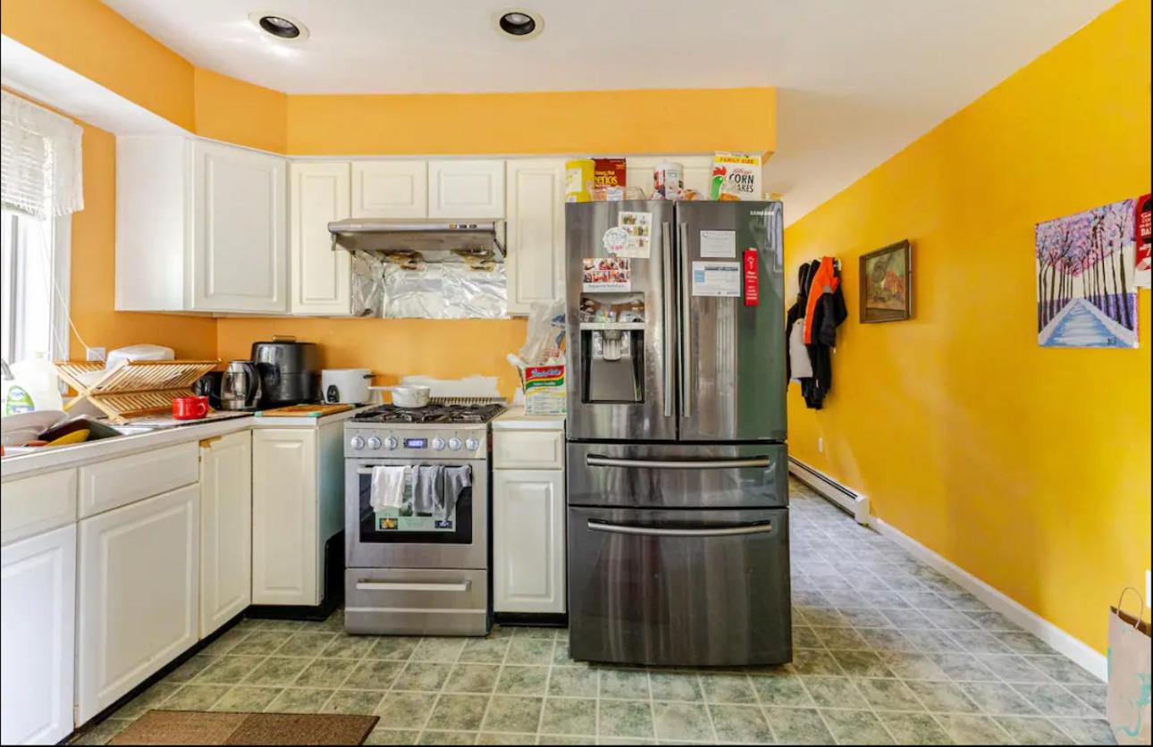 3Bedroom Spacious House with in-house Laundry and Dryer, Free WiFi view 5