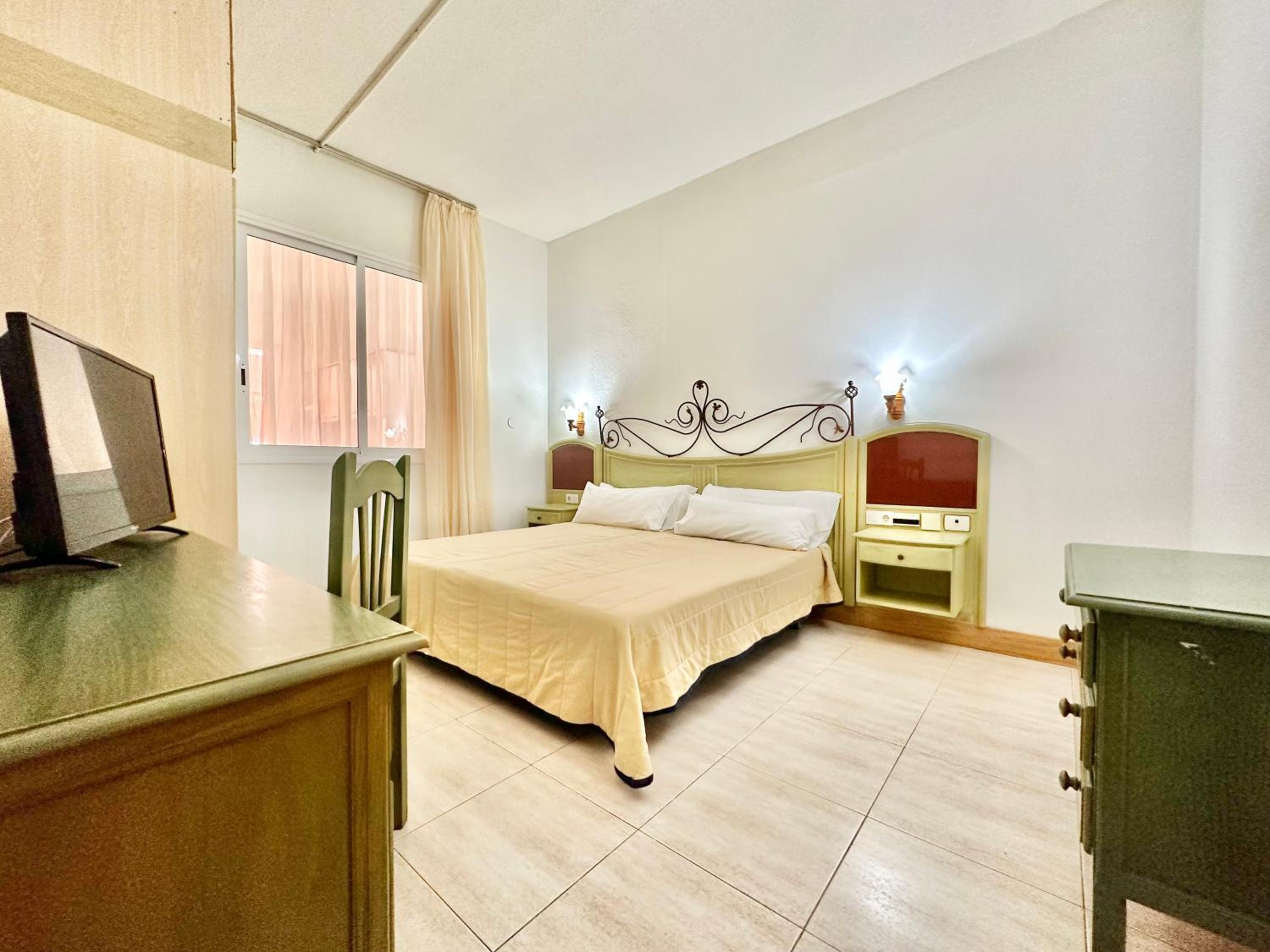 Alta Beachside Apartments