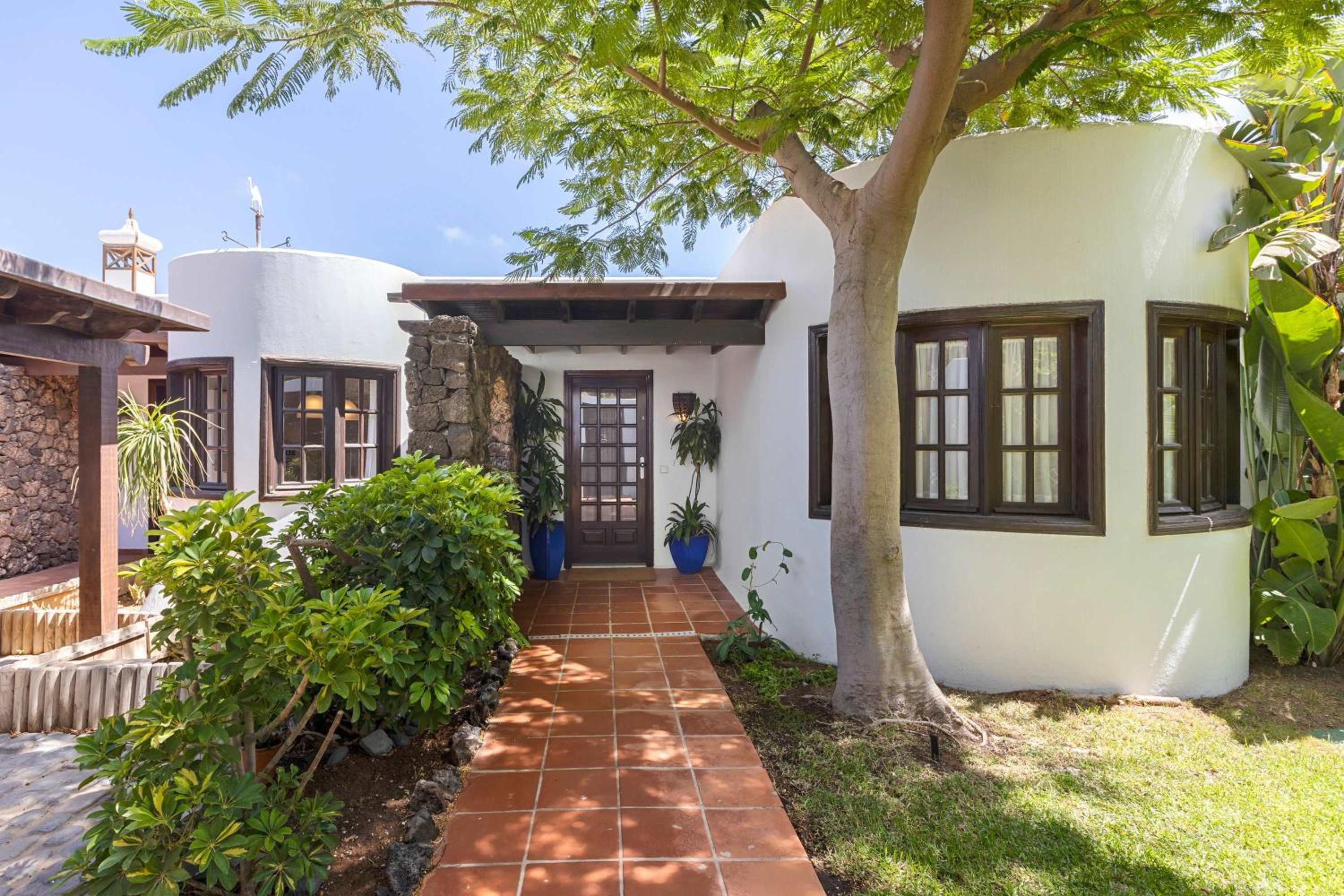 Evergreen Villa