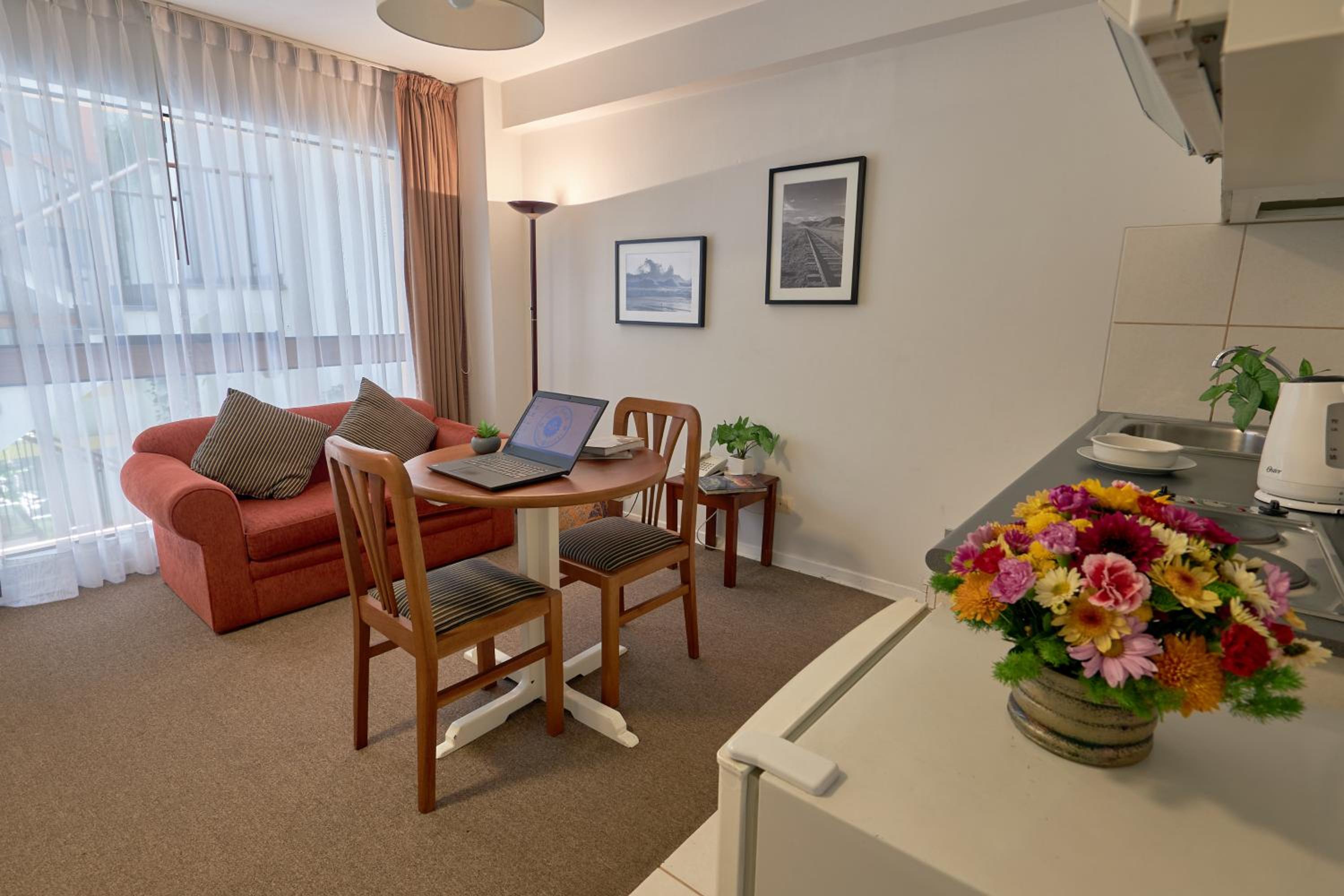 La Paz Apart Hotel
