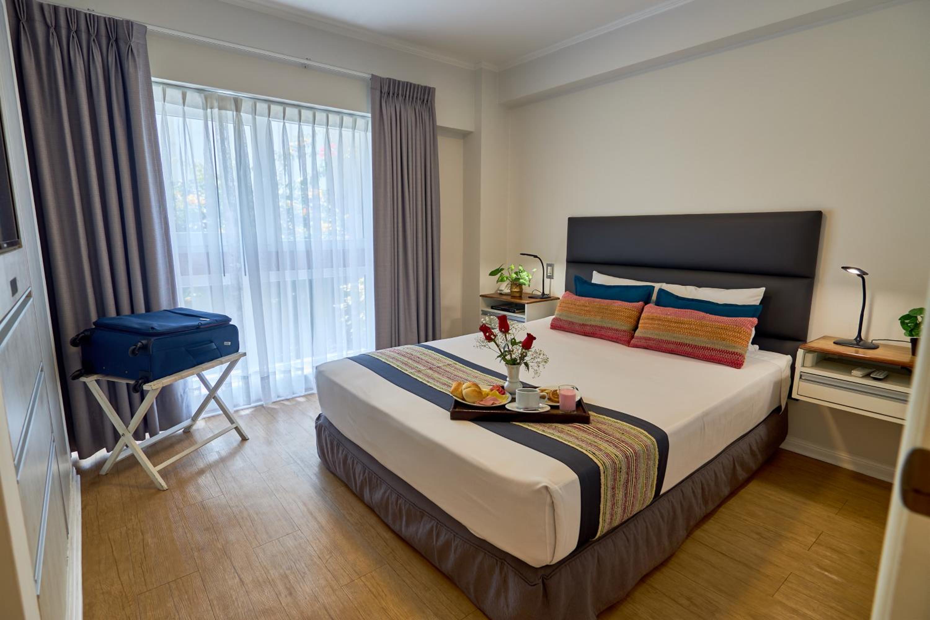 La Paz Apart Hotel
