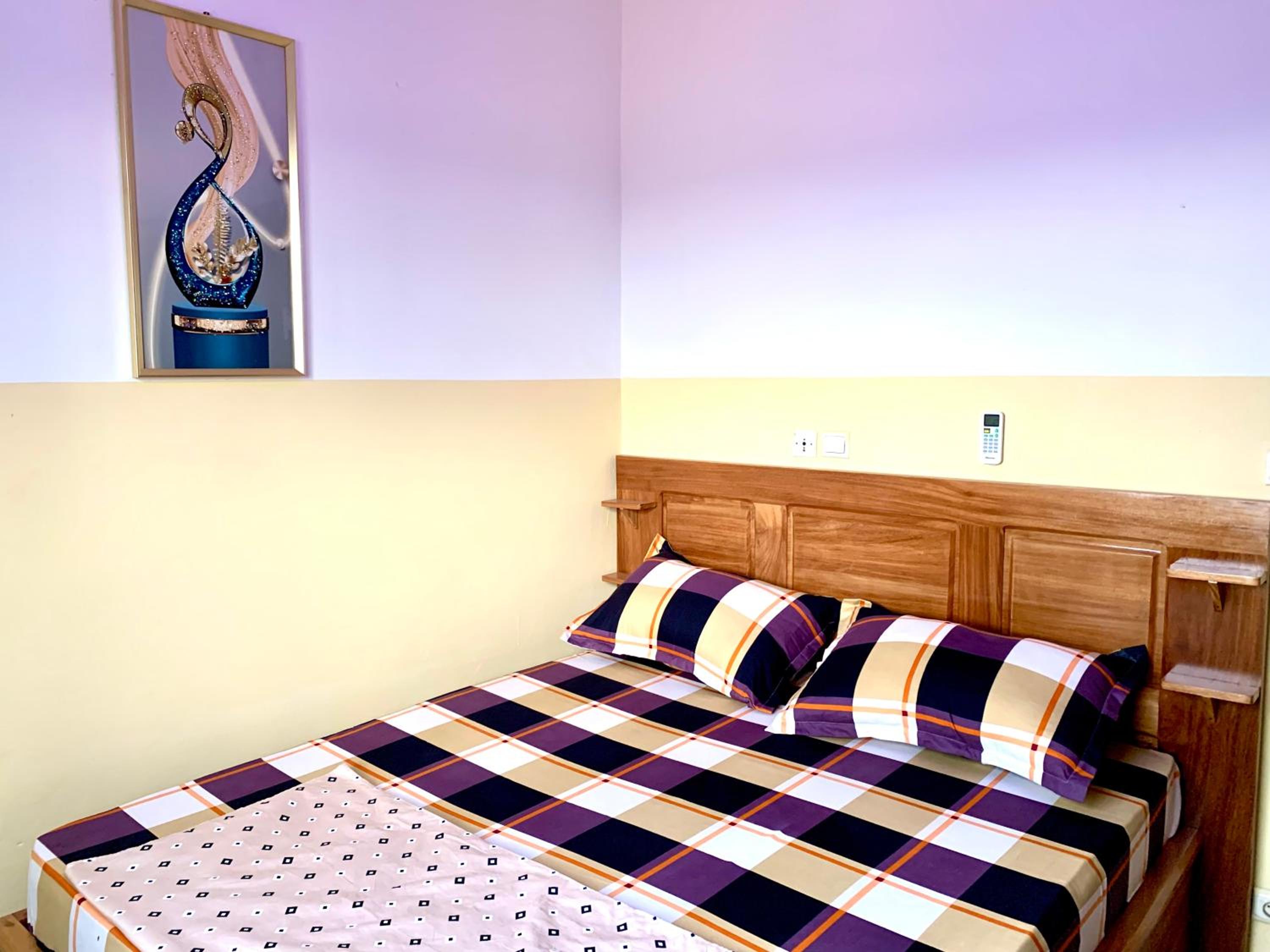 Big apartment Yaoundé 2 rooms