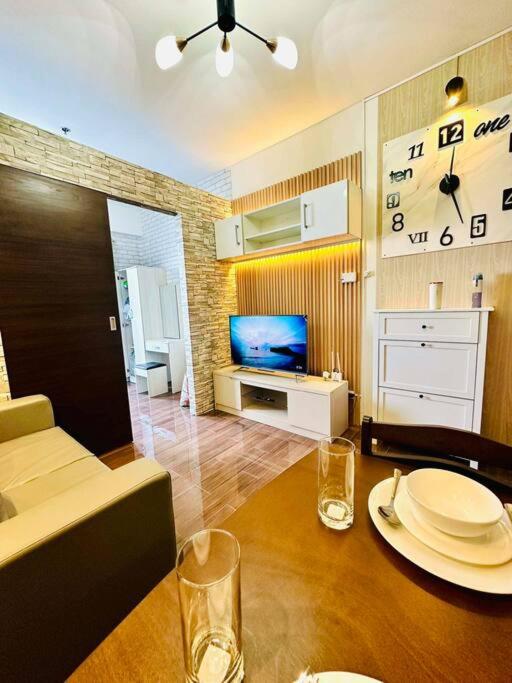 Classy Modern Haven 1BR Air Residence Makati photo 3
