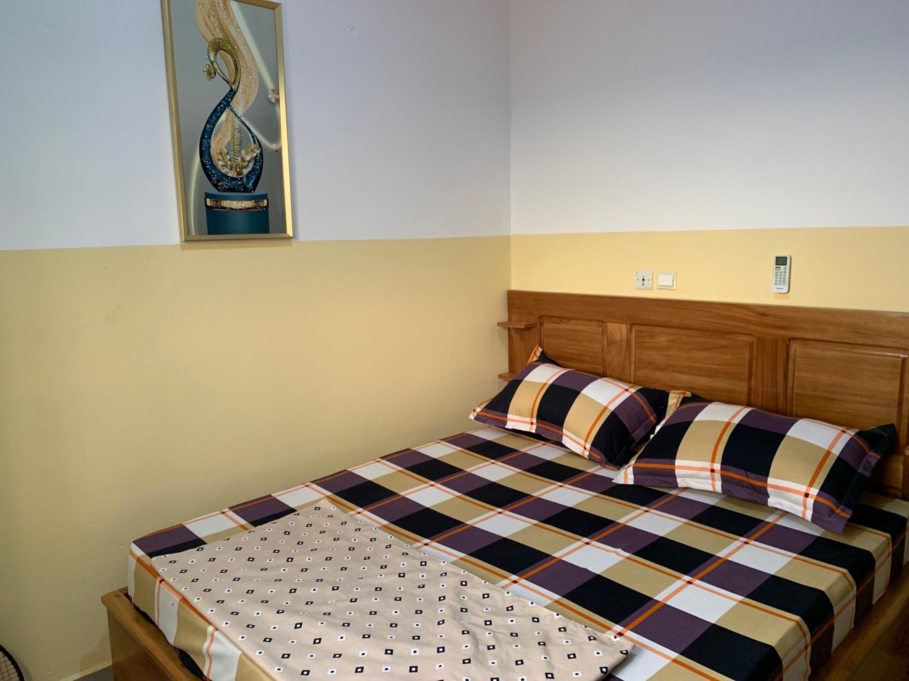 Big apartment Yaoundé 2 rooms
