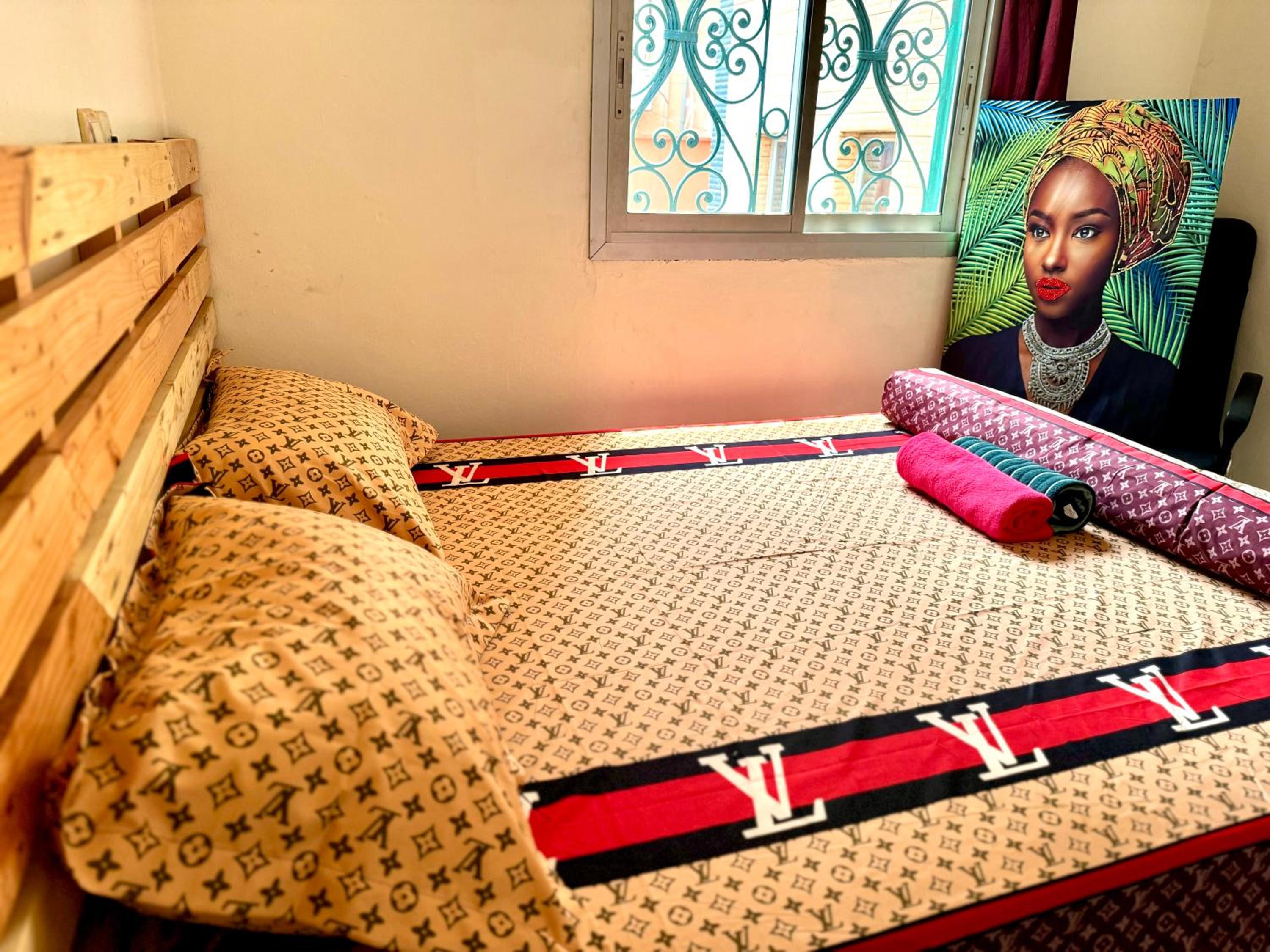 Big apartment Yaoundé 2 rooms