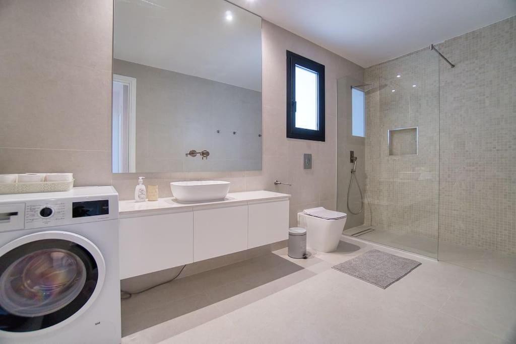 Starry Bay luxury home