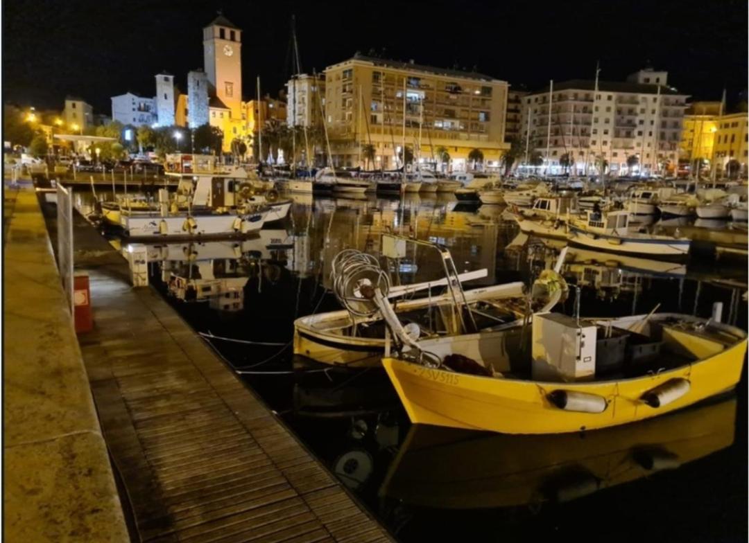 Affitti Brevi Liguria - La Bella Vita in Darsena view 3