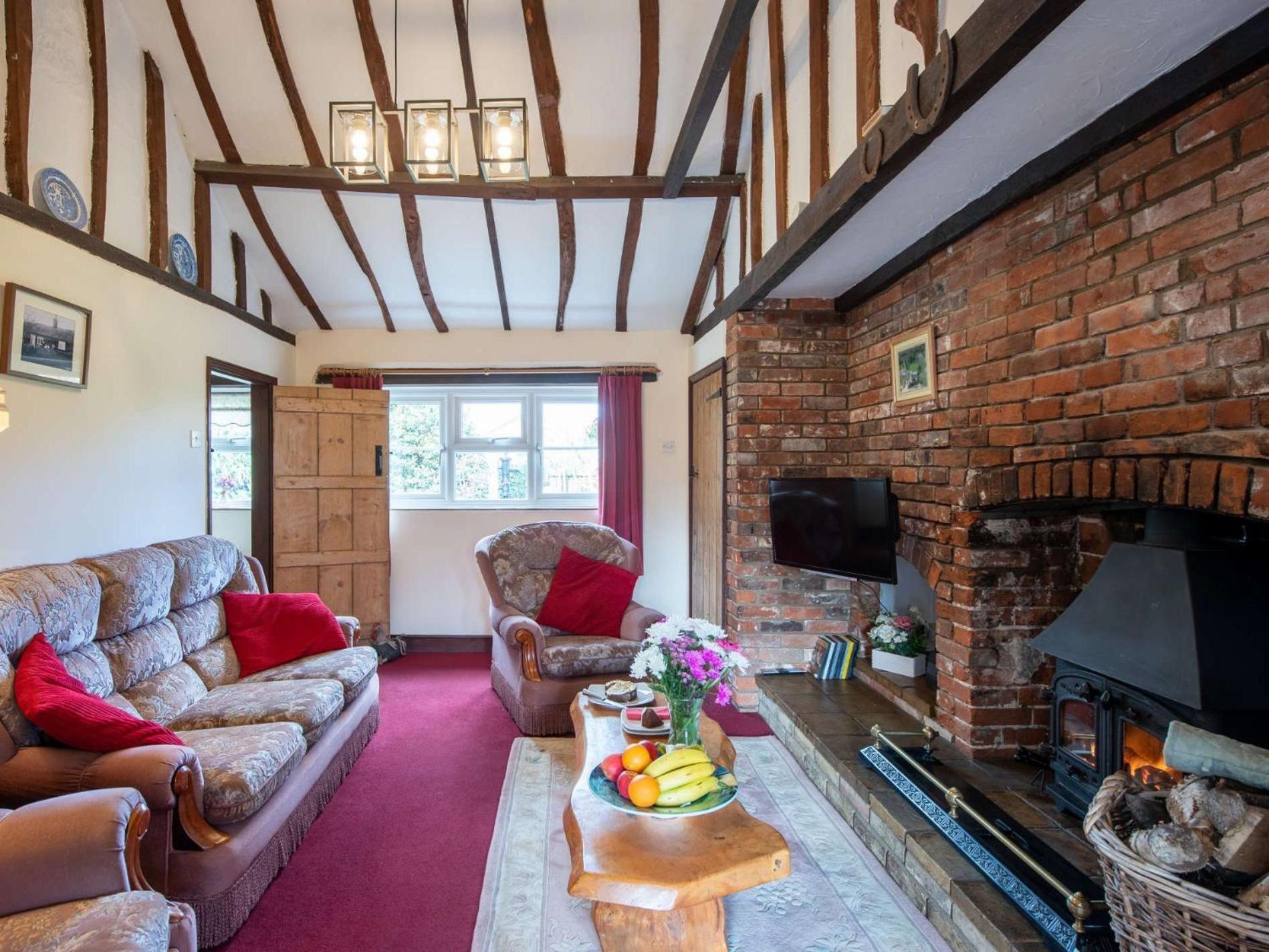 2 Bed in Geldeston HISN8 view 4