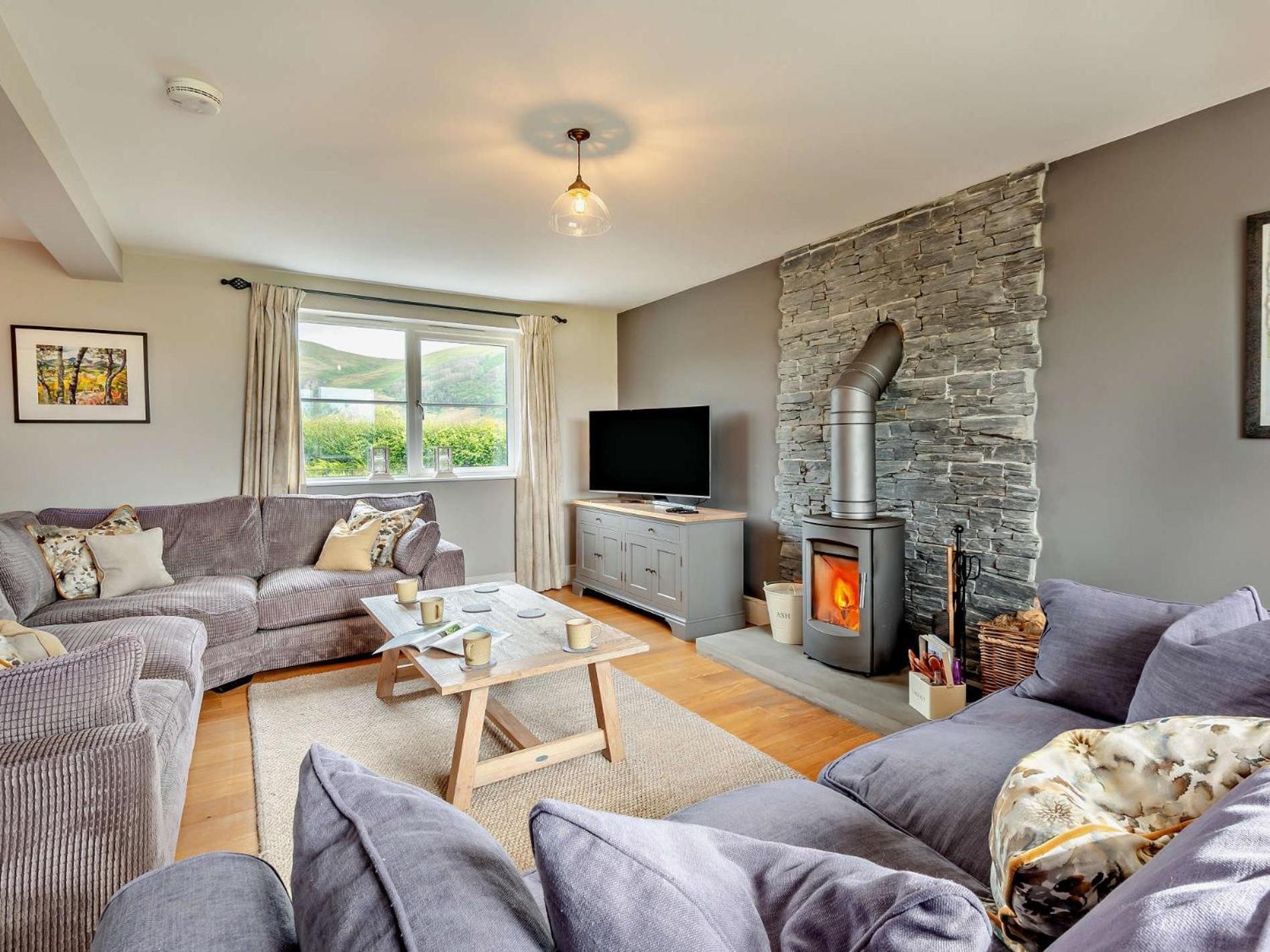 4 Bed in Ennerdale Bridge SZ308 view 2