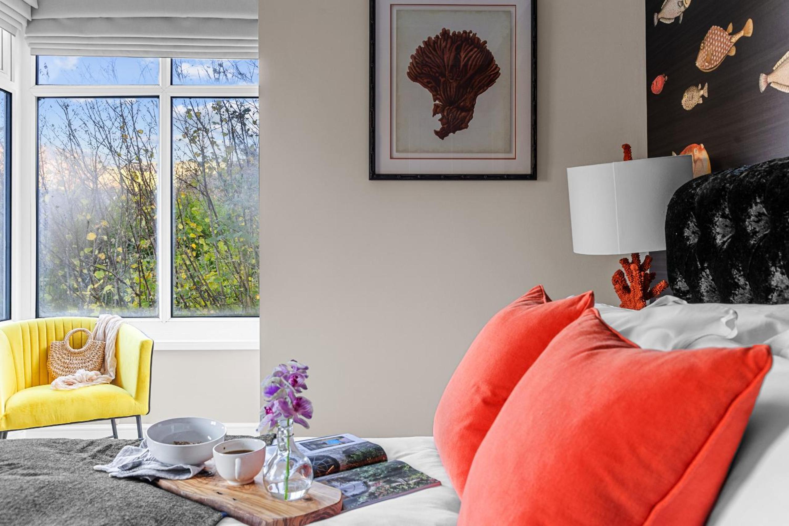 Homefield - Chic charm with unrivalled river views