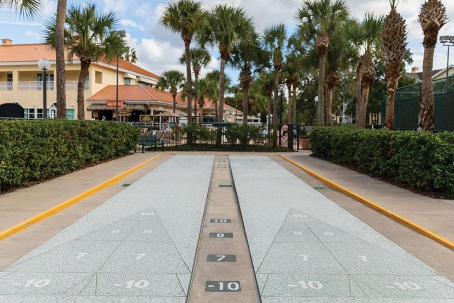 Relax after the Orlando parks in this 1BD resort condo with pools, restaurants, activities etc