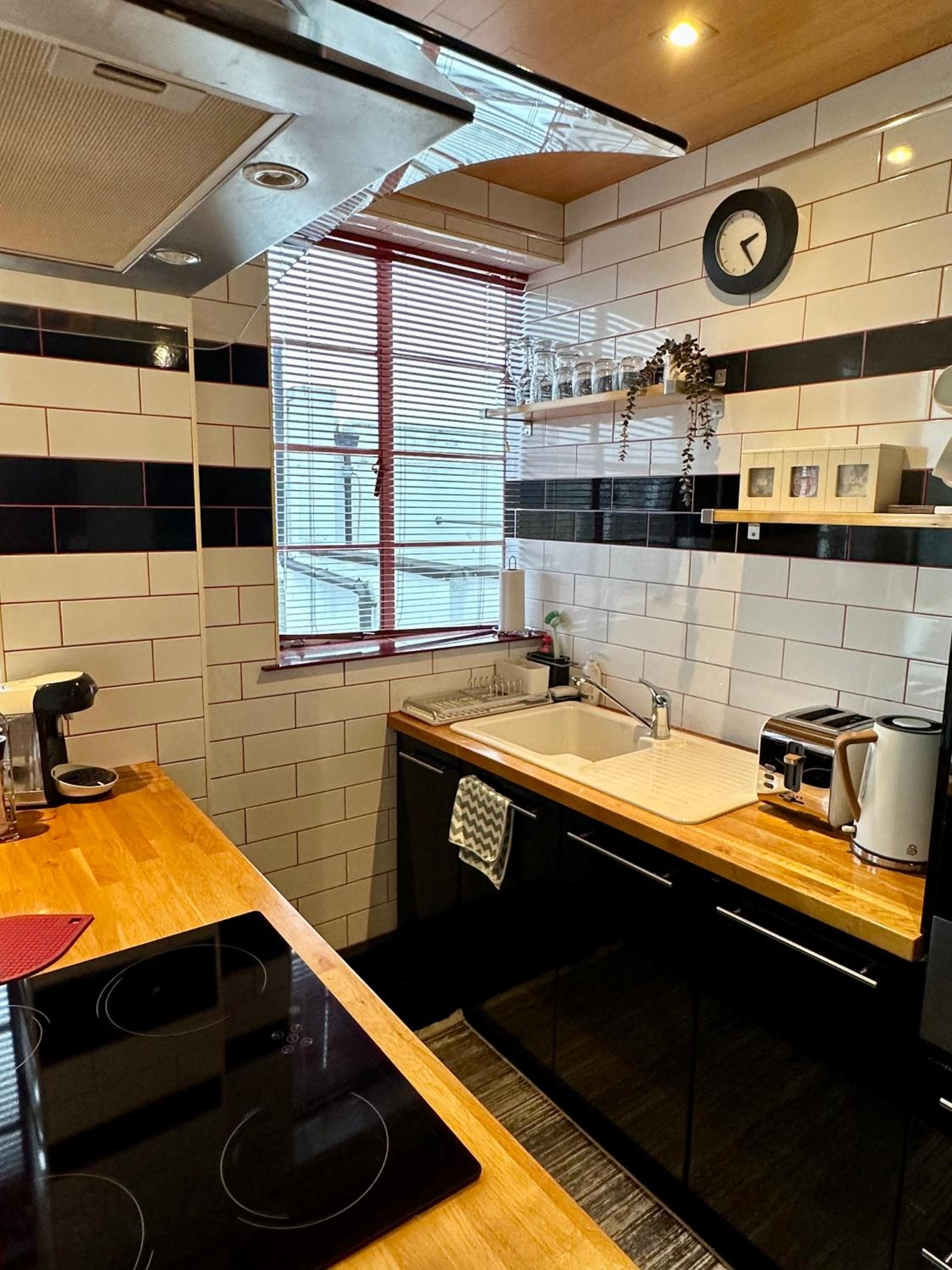 SKY Beautiful Quality Apartment Camden Town