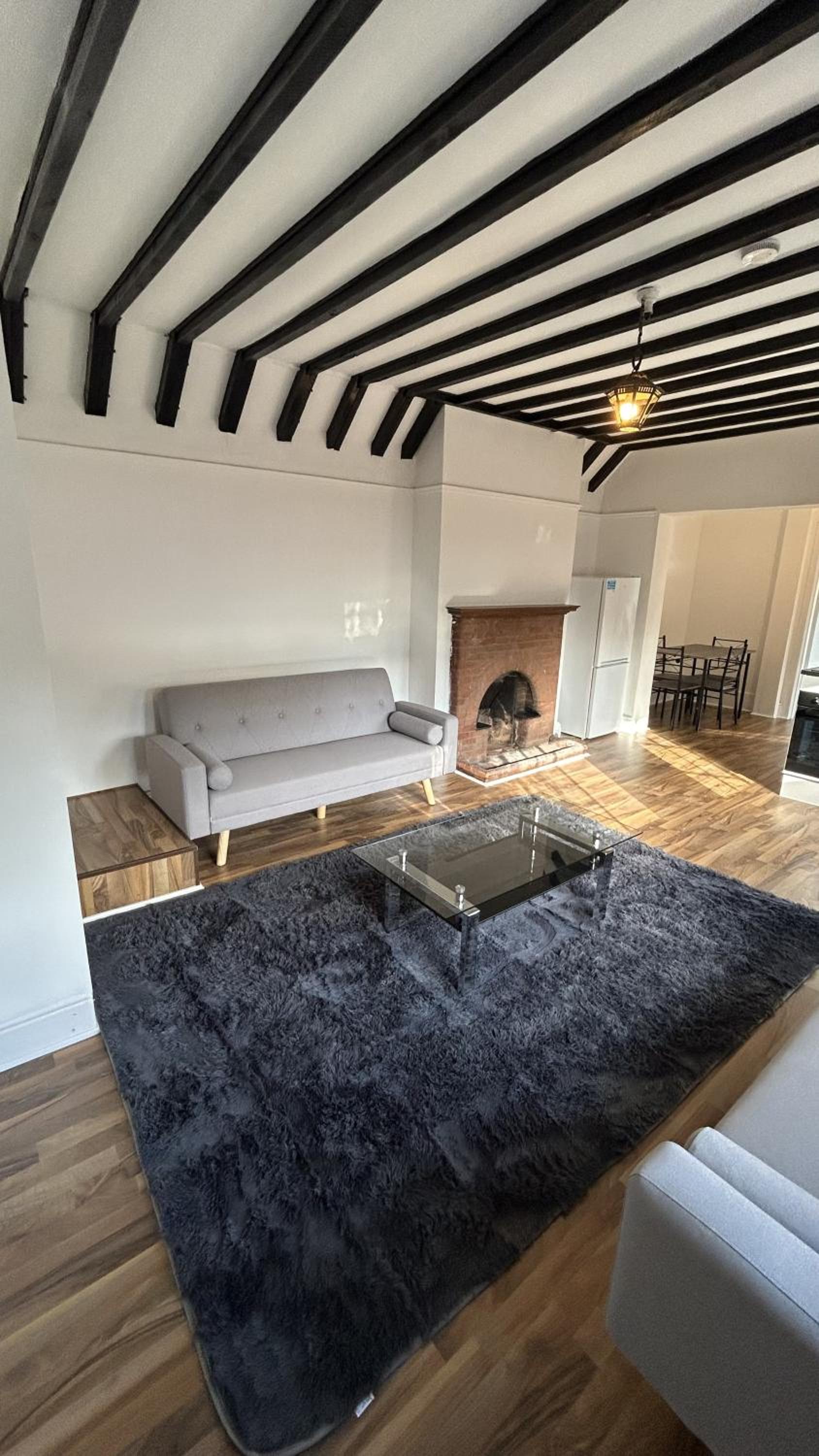 Ustay Fulham