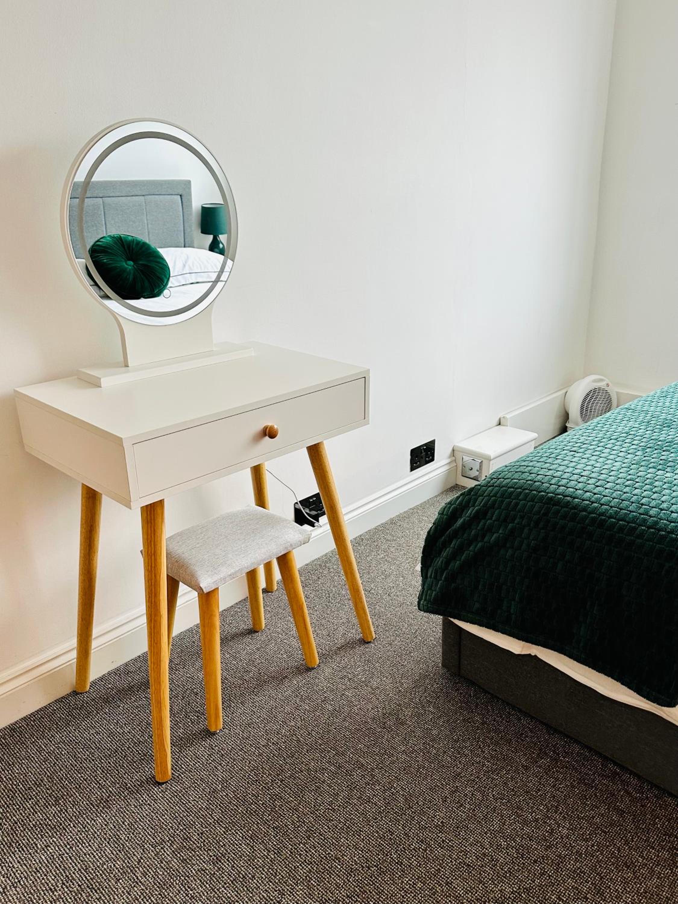 SKY Beautiful Quality Apartment Camden Town