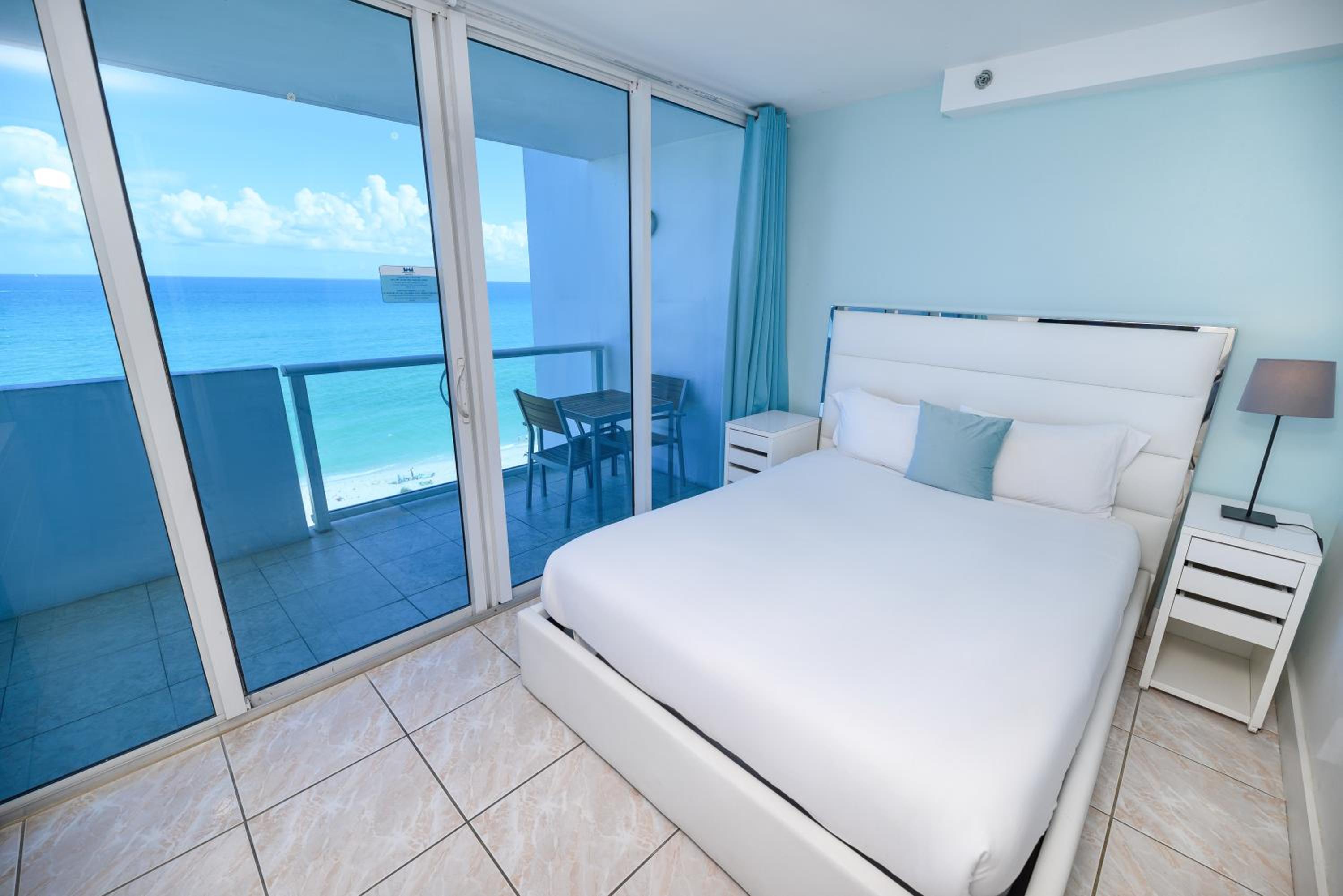 SeaStays-Miami Beach Apartments