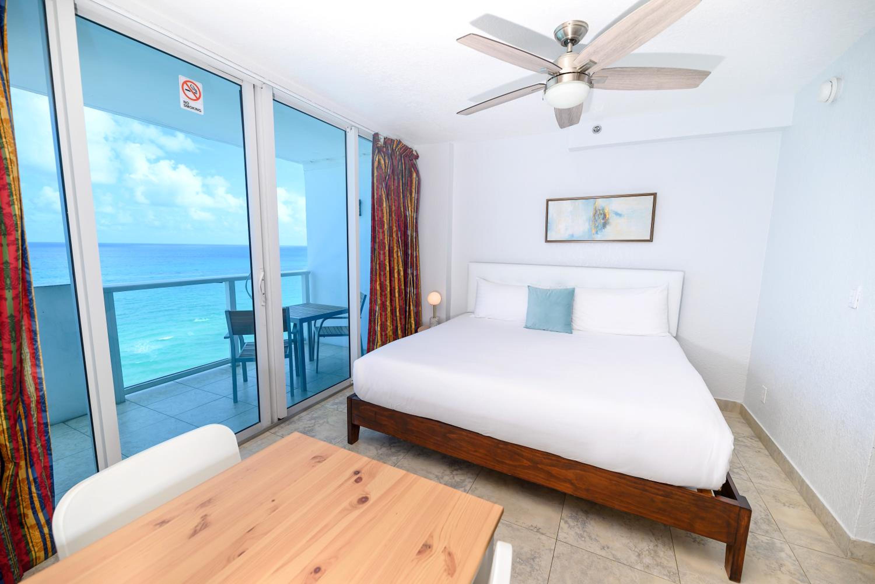 SeaStays-Miami Beach Apartments