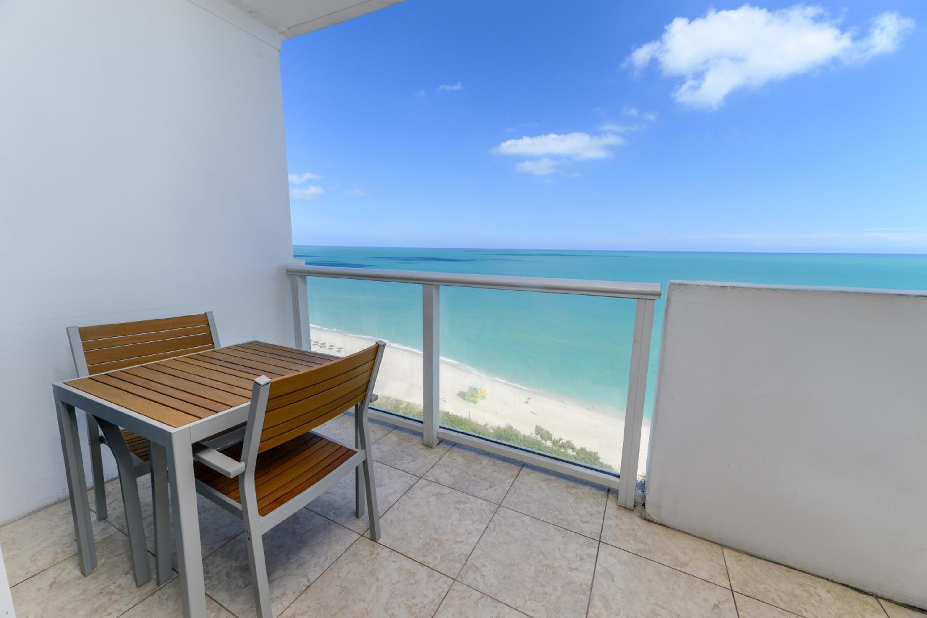 SeaStays-Miami Beach Apartments