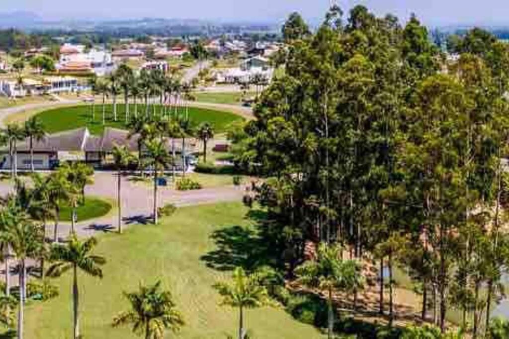 Casa condomínio Ninho Verde I
