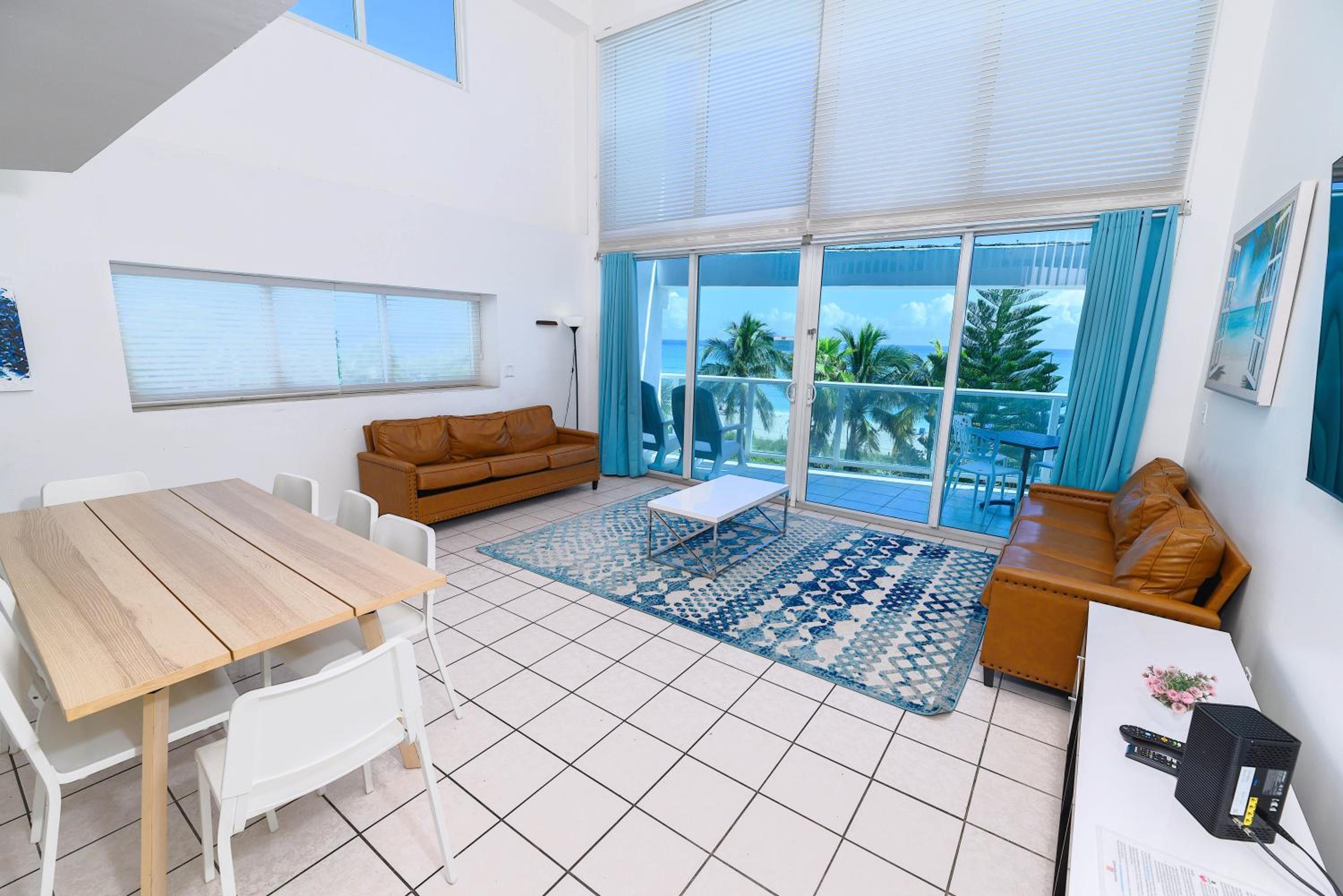 SeaStays-Miami Beach Apartments