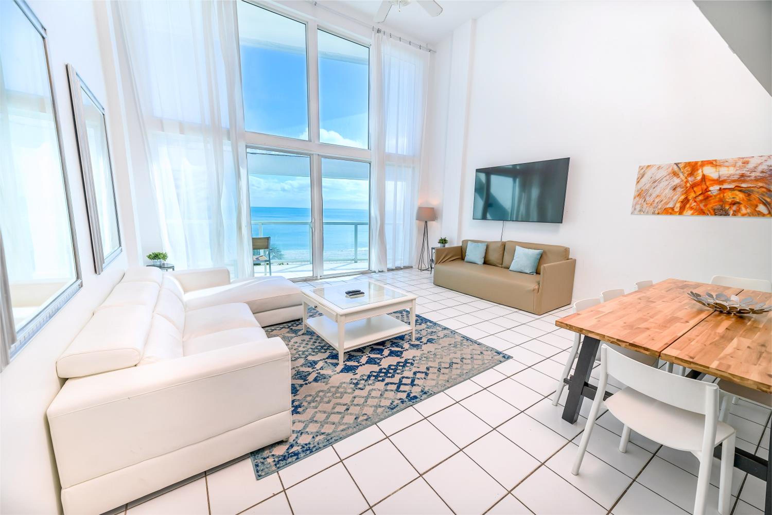 SeaStays-Miami Beach Apartments