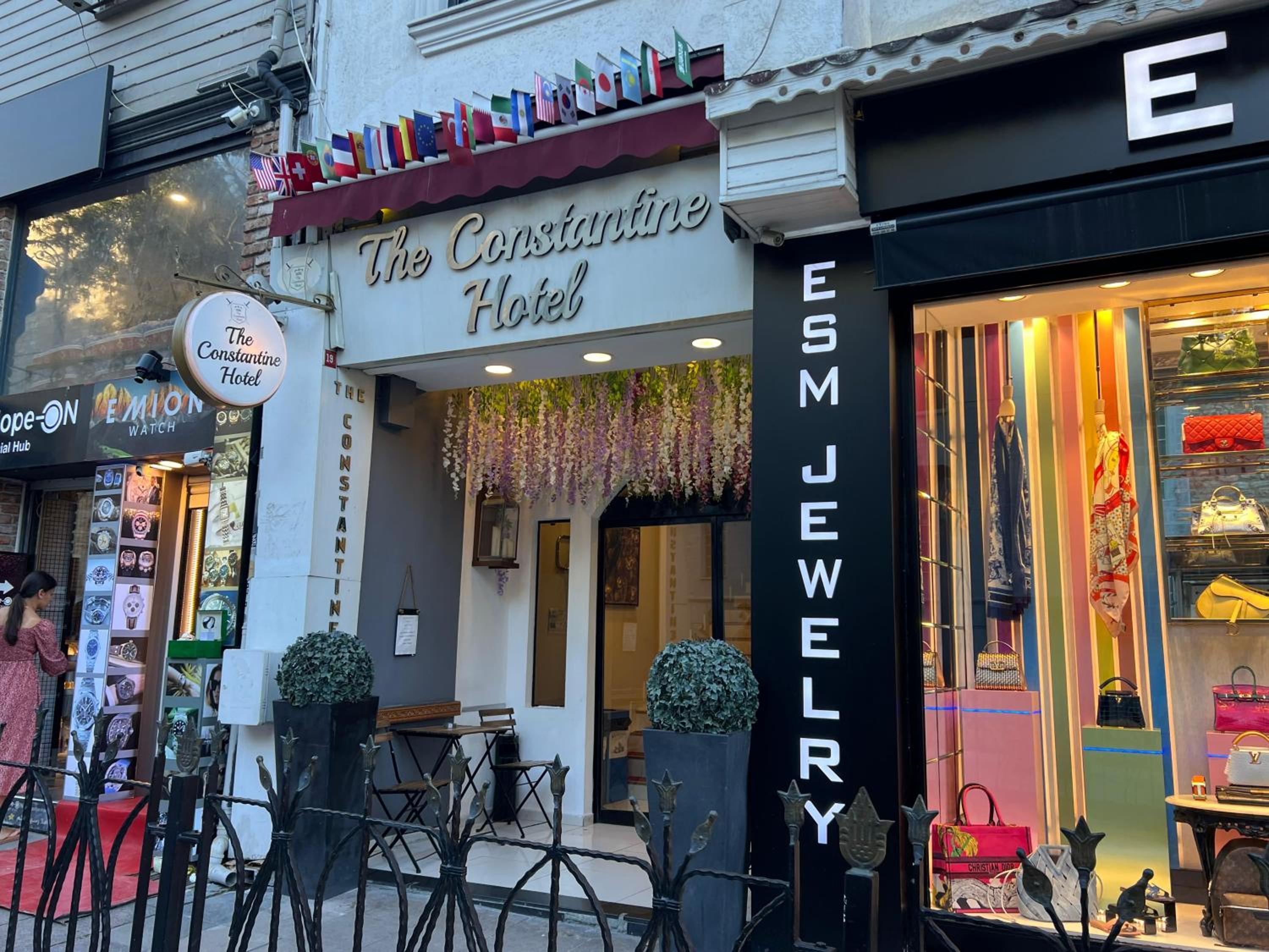 The Constantine Otel - Image 40