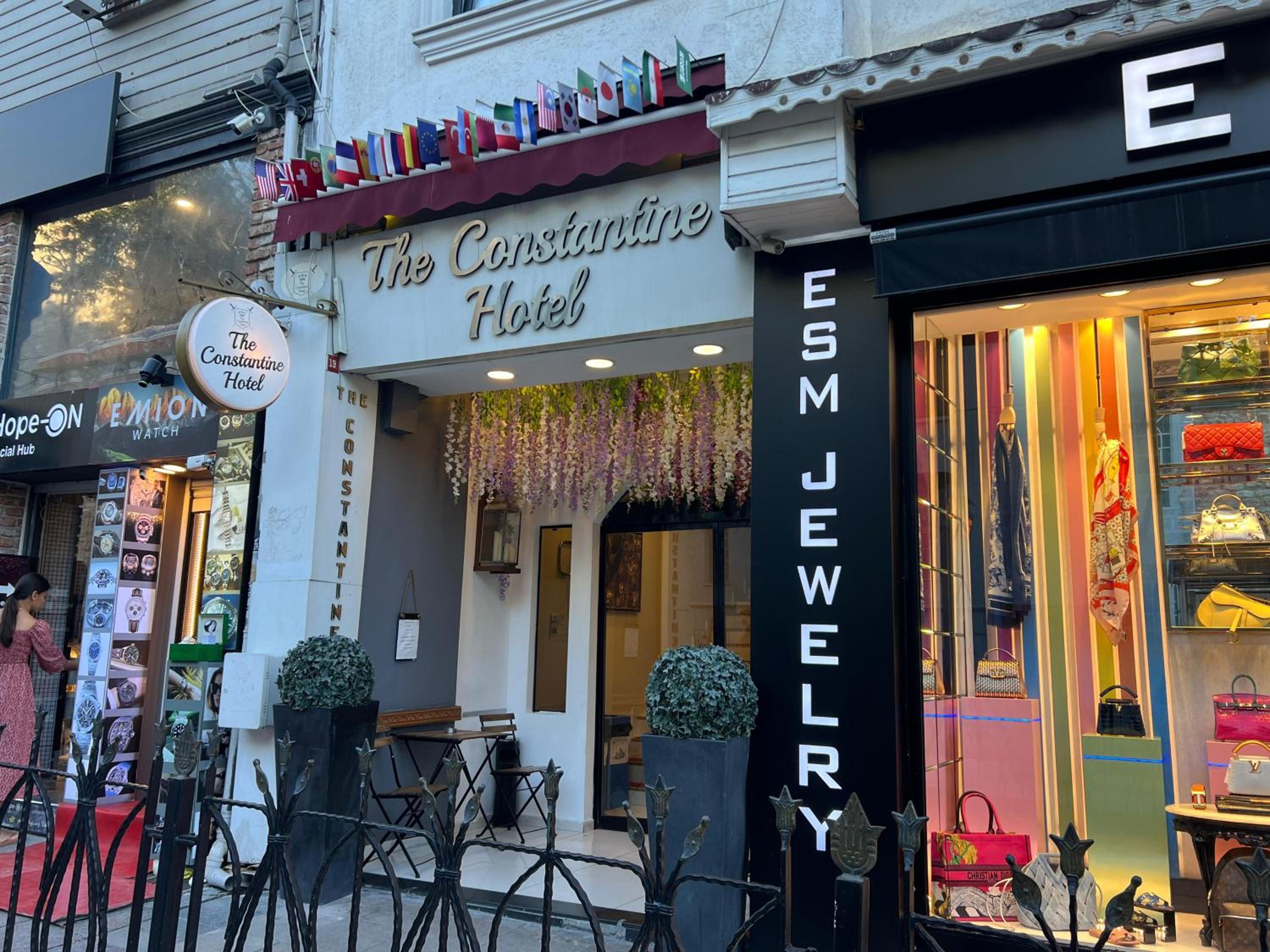 The Constantine Otel - Image 41