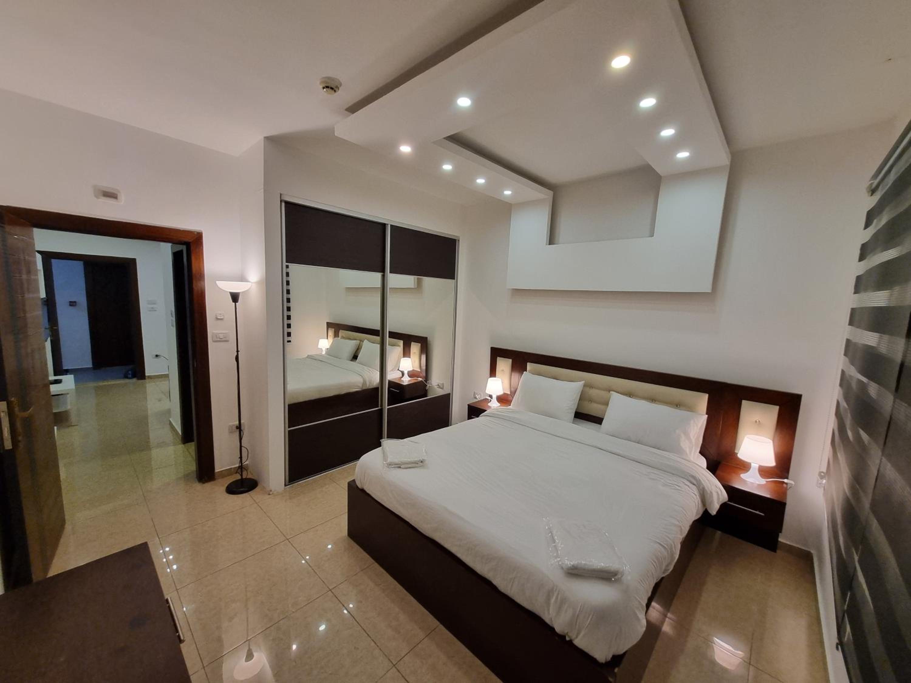 modern aprt for rent in abdoun s view 4