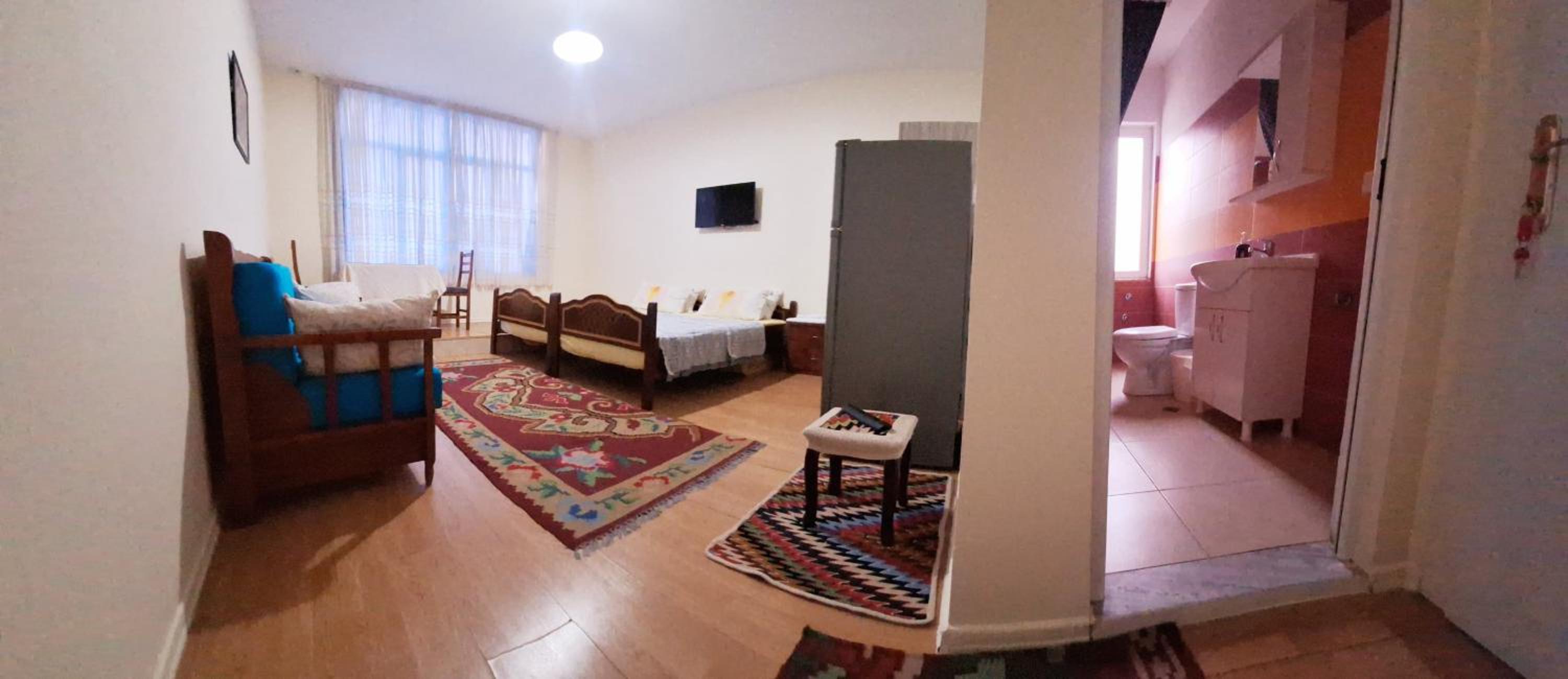 Rowdy Guest House