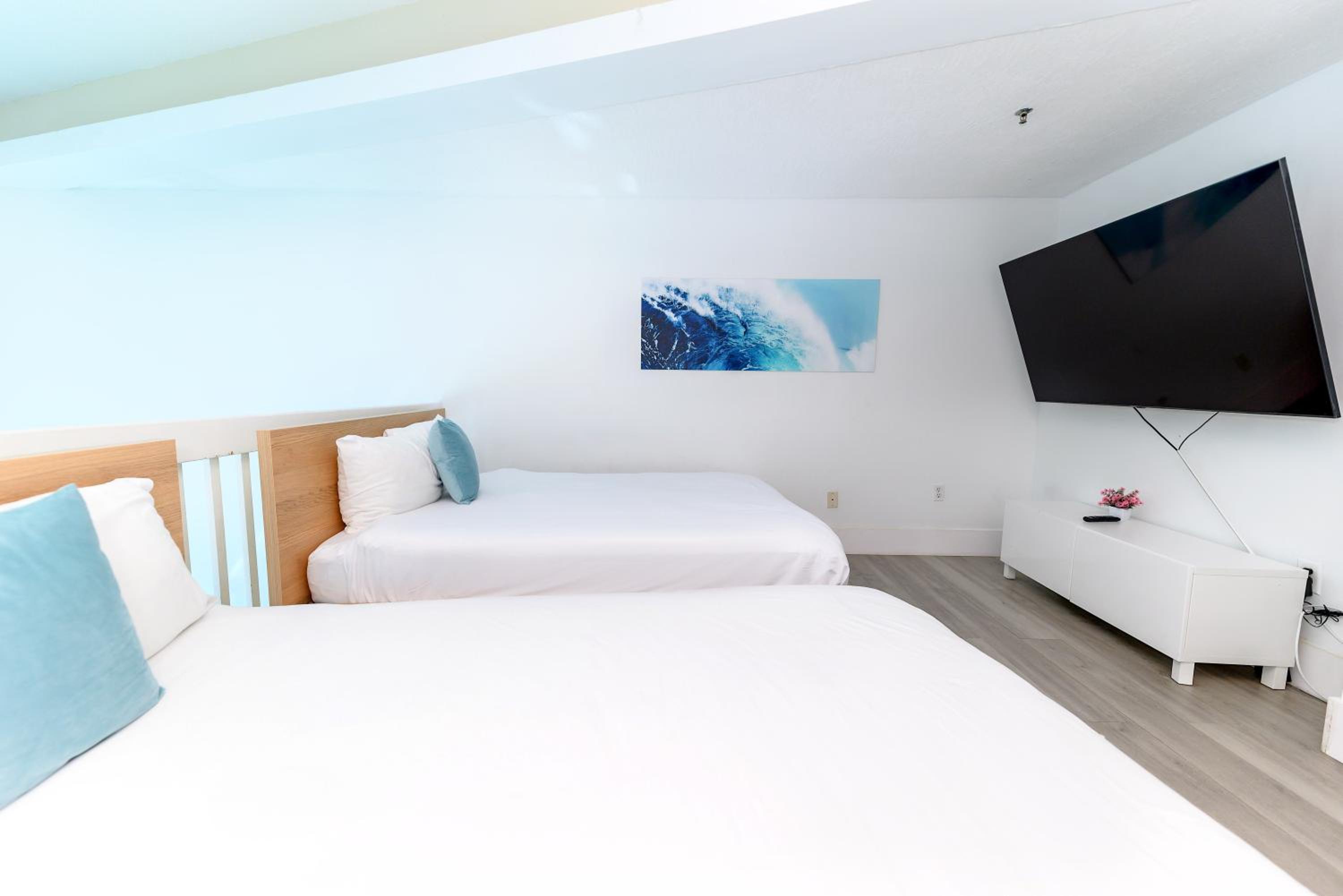 SeaStays-Miami Beach Apartments