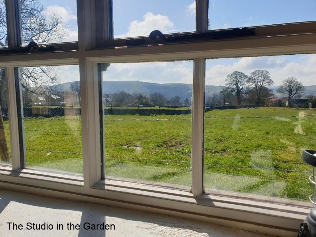 Hill End Cottages view 5