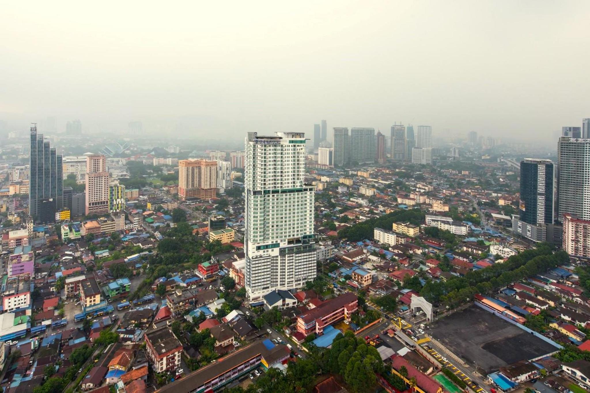 The Luxe Suites Infinitum KLCC
