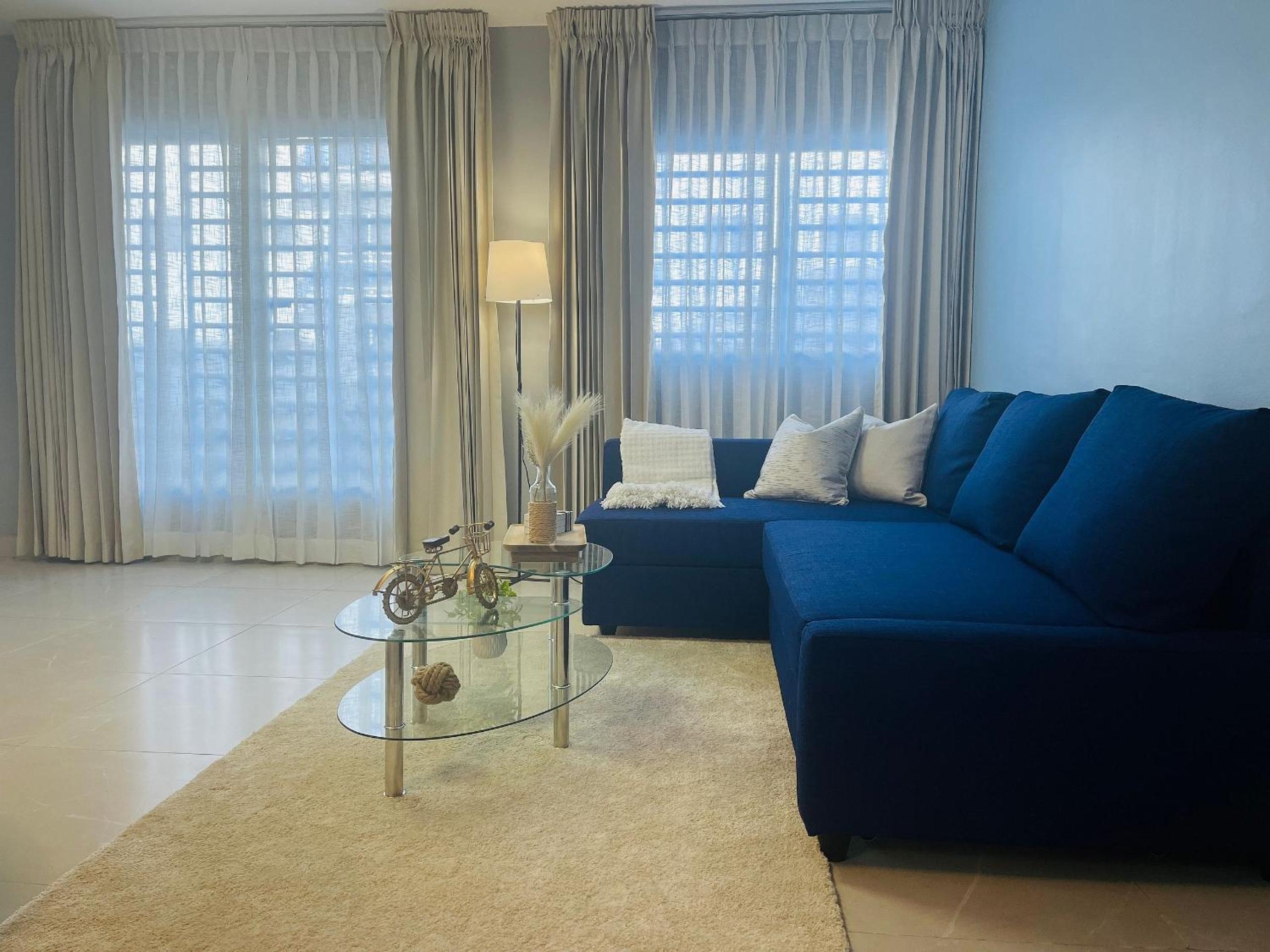 Beauty 2 bed apartment Selene VI with pool and play ground view 5