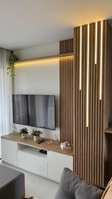 Lindo Apartamento de 3 dormitórios em Bombinhas