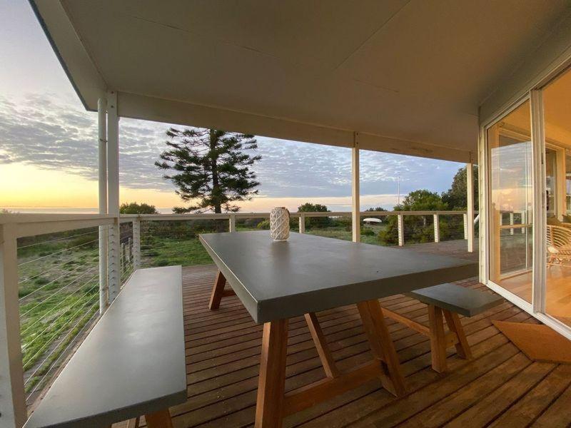 Samphire Stays at Foul Bay
