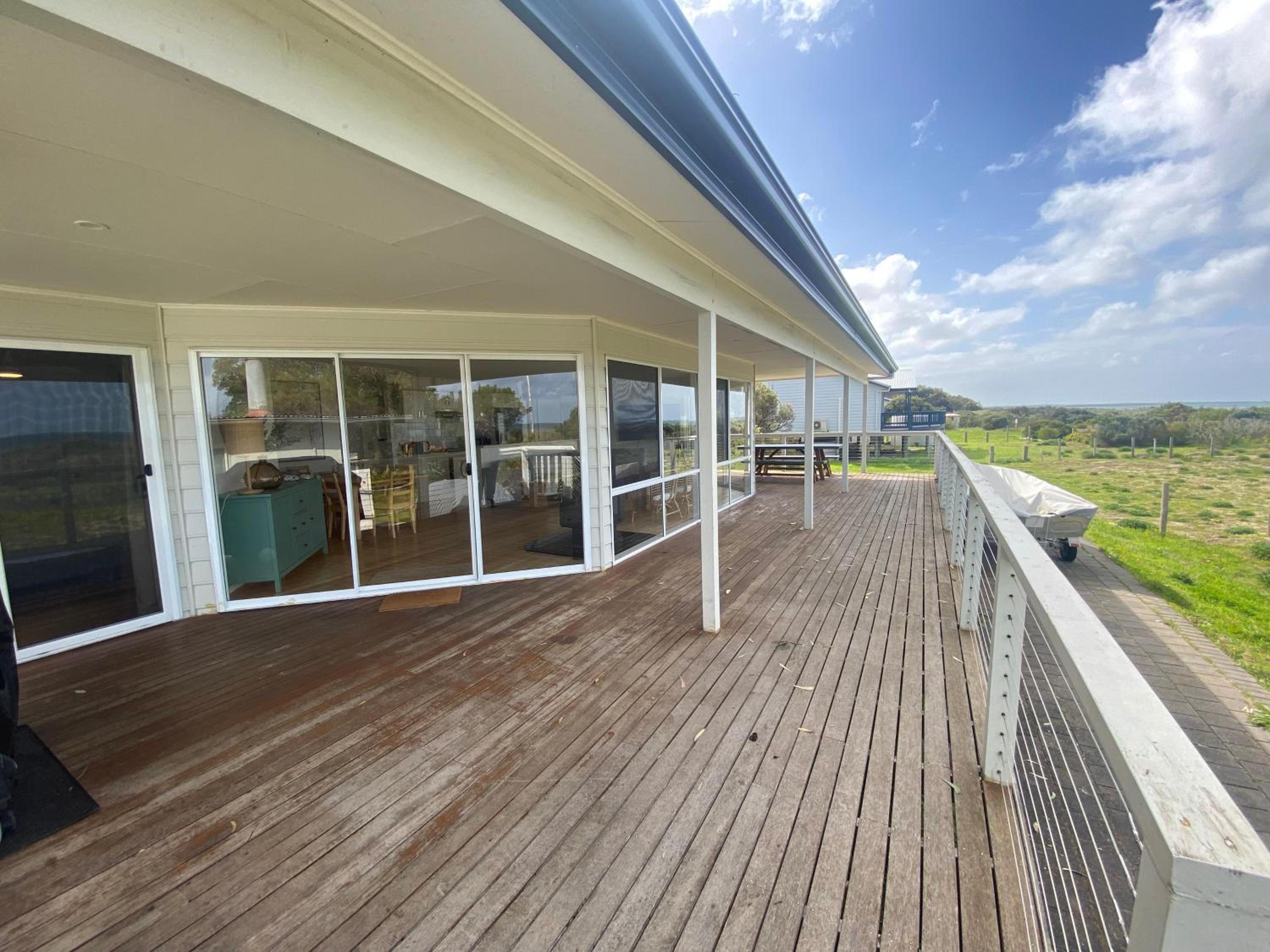 Samphire Stays at Foul Bay