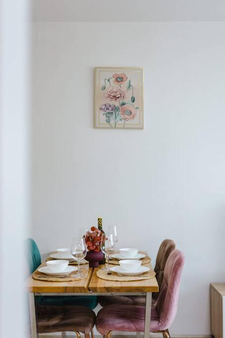 BNB Modern Family Escape view 4