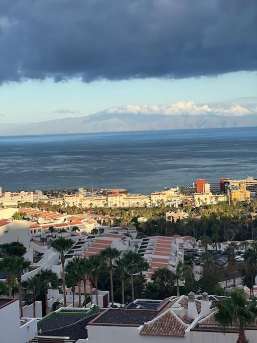 APARTAMENTO con vistas al mar COSTA ADEJE