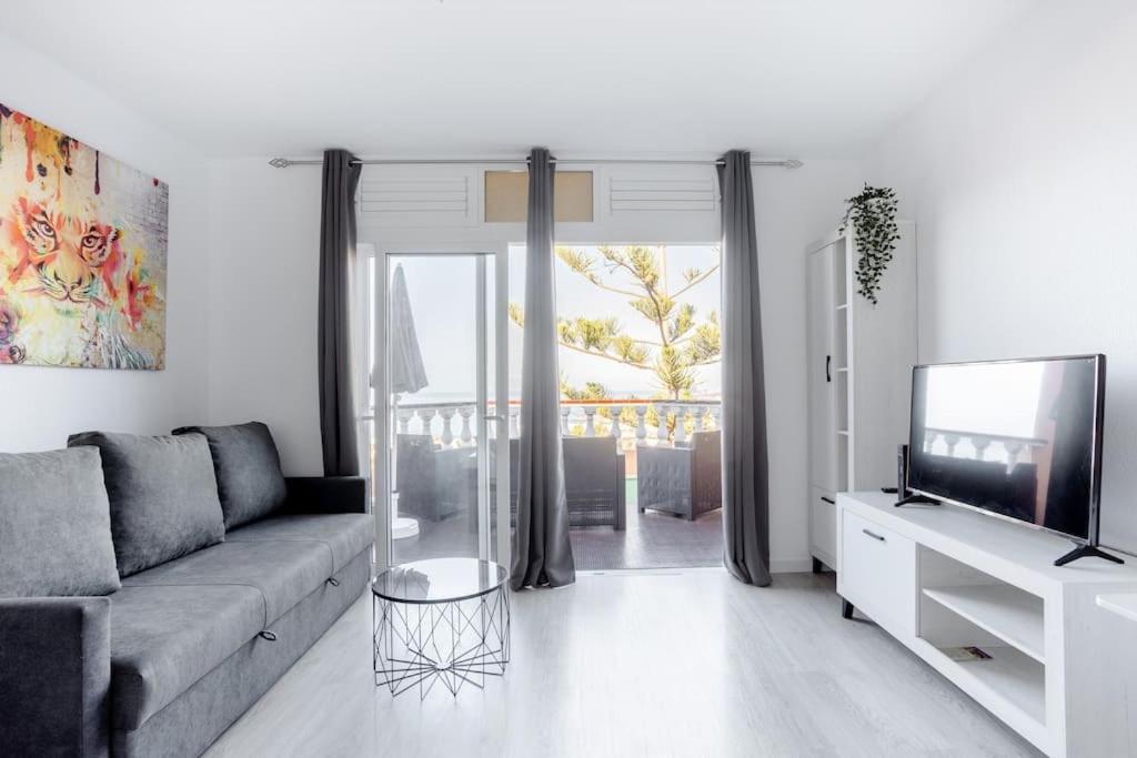 APARTAMENTO con vistas al mar COSTA ADEJE