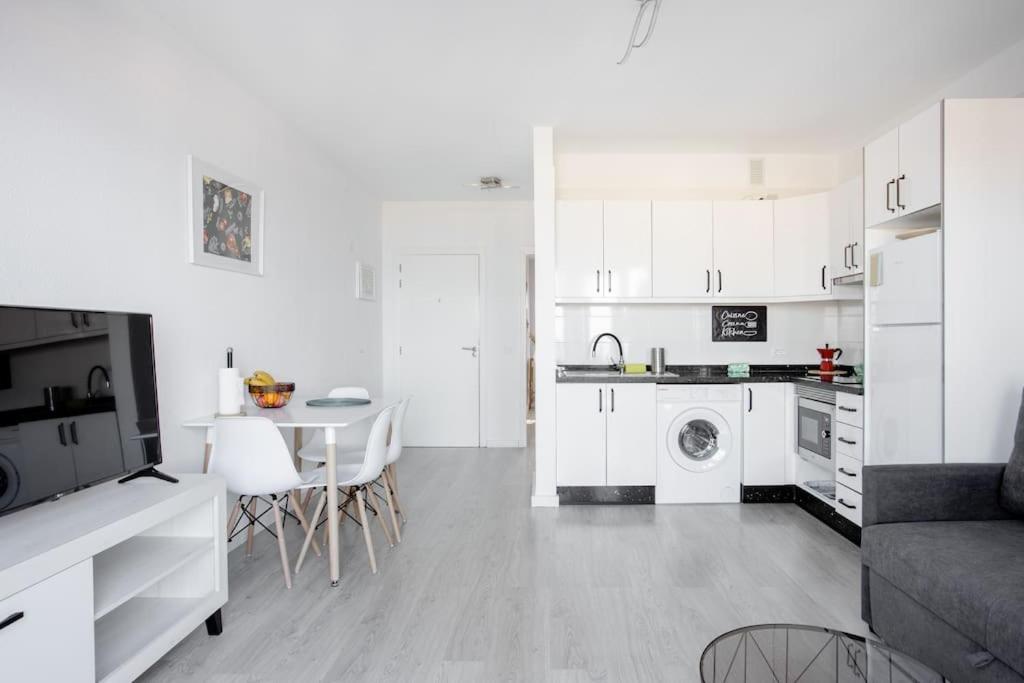 APARTAMENTO con vistas al mar COSTA ADEJE