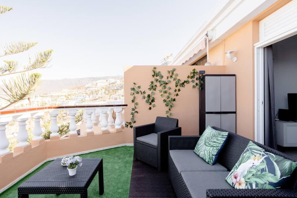 APARTAMENTO con vistas al mar COSTA ADEJE