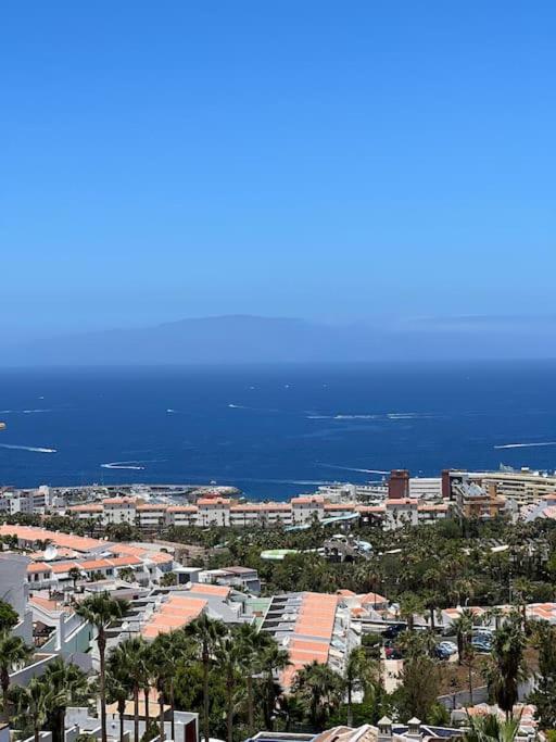 APARTAMENTO con vistas al mar COSTA ADEJE